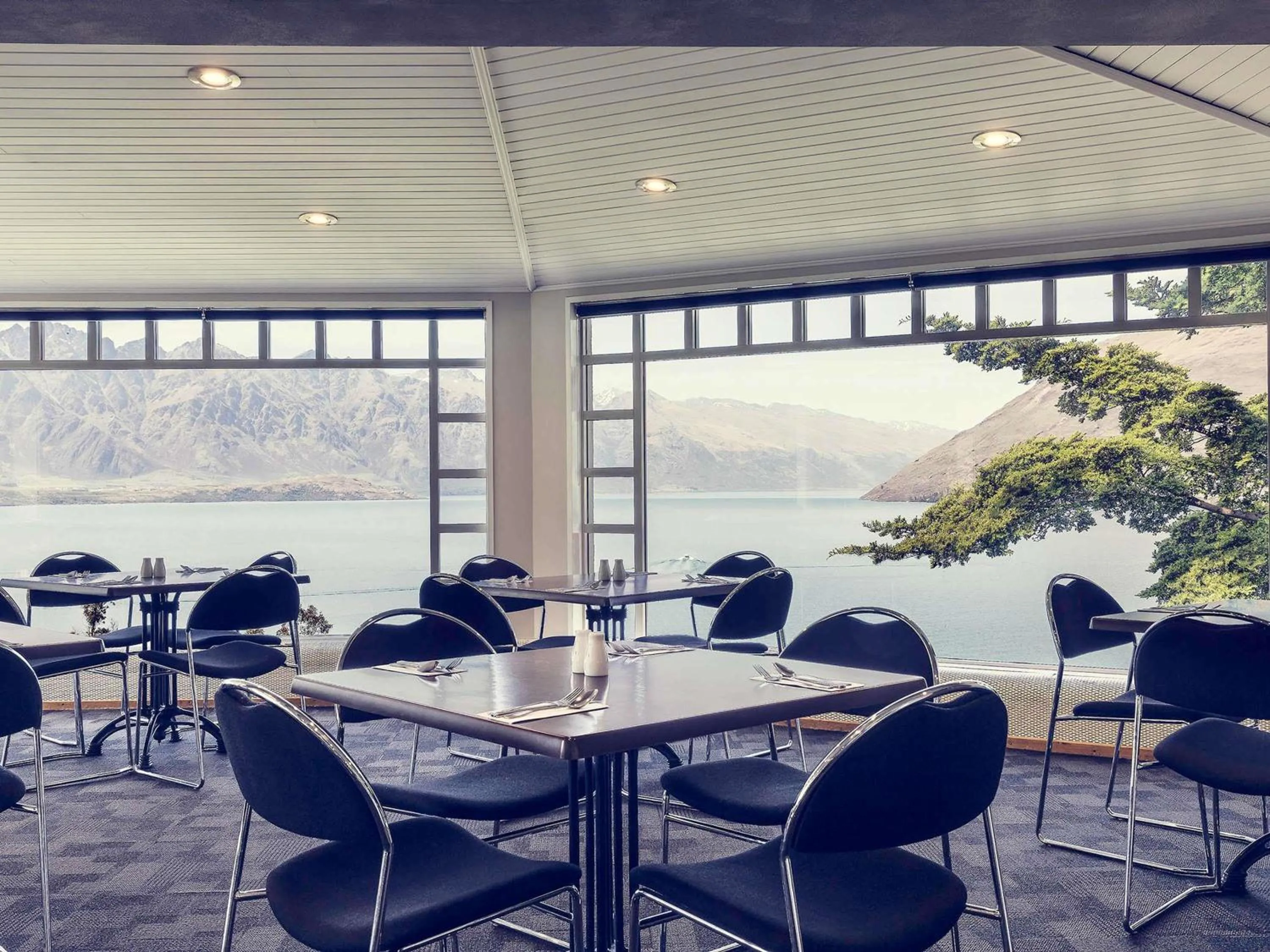 Restaurant/places to eat in Mercure Queenstown Resort