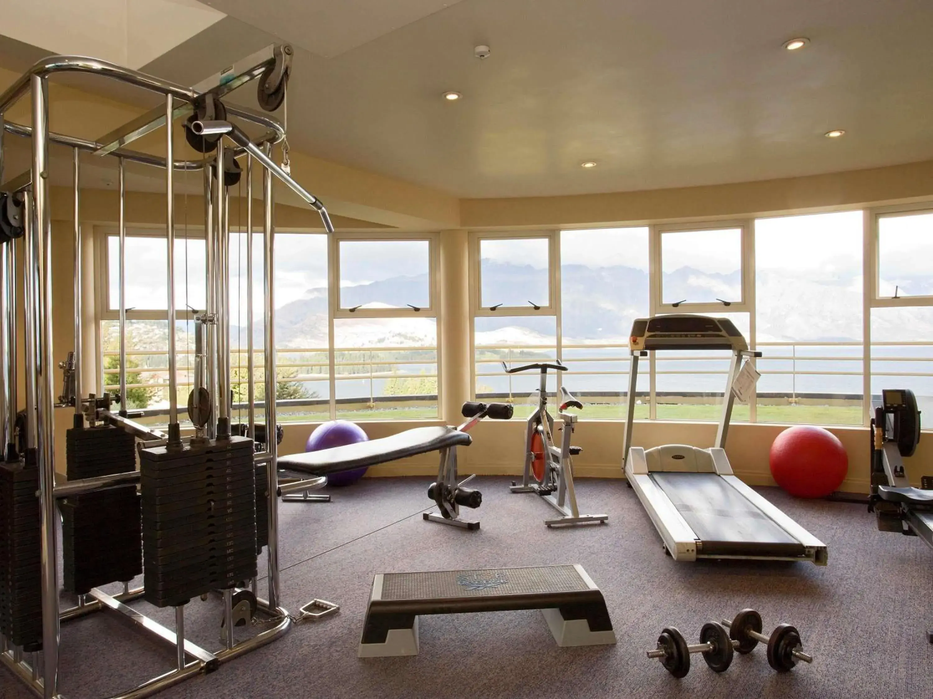 Fitness centre/facilities in Mercure Queenstown Resort Fitness centre/facilities in Mercure Queenstown Resort