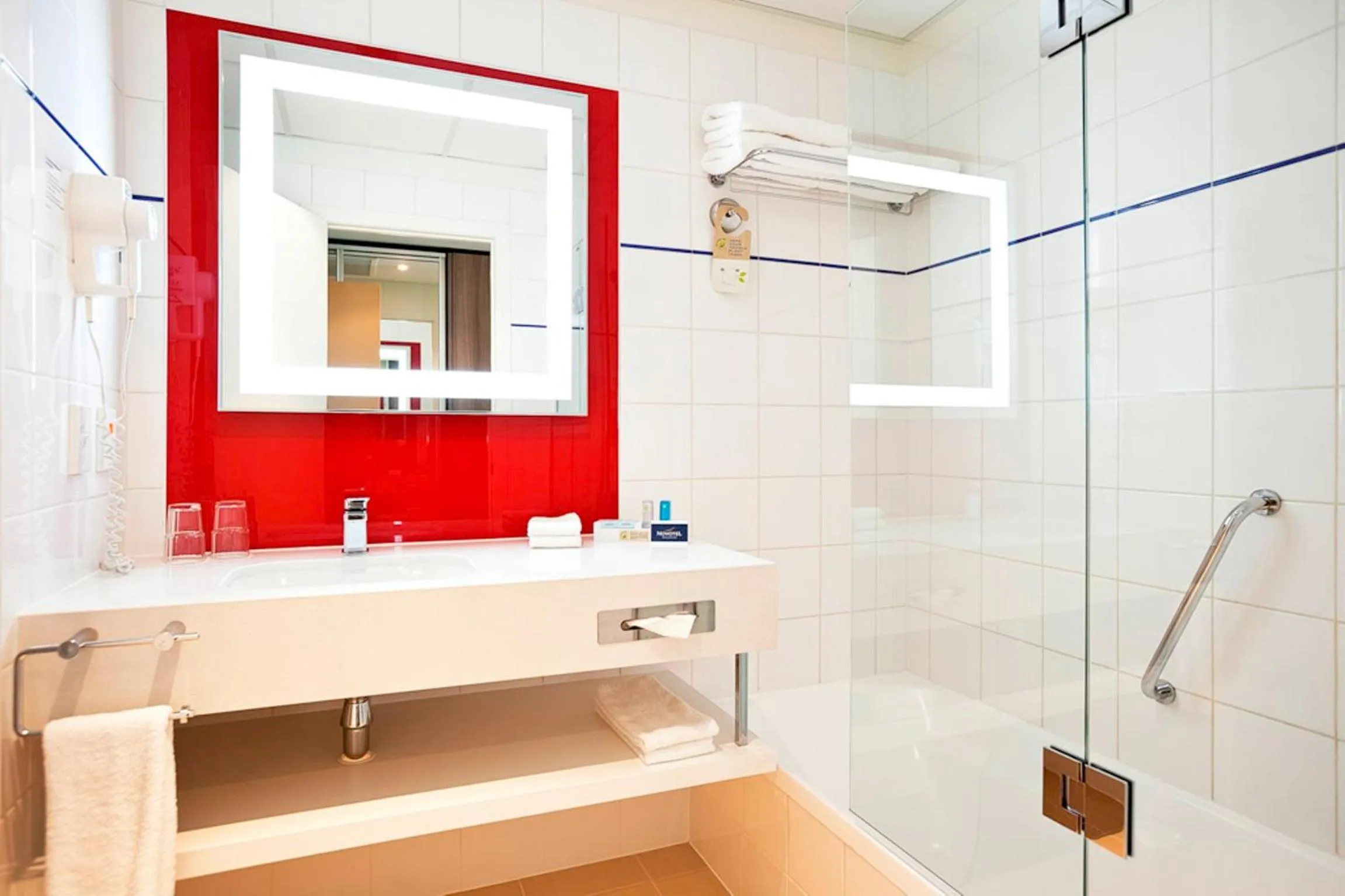 Bathroom in Novotel Wellington