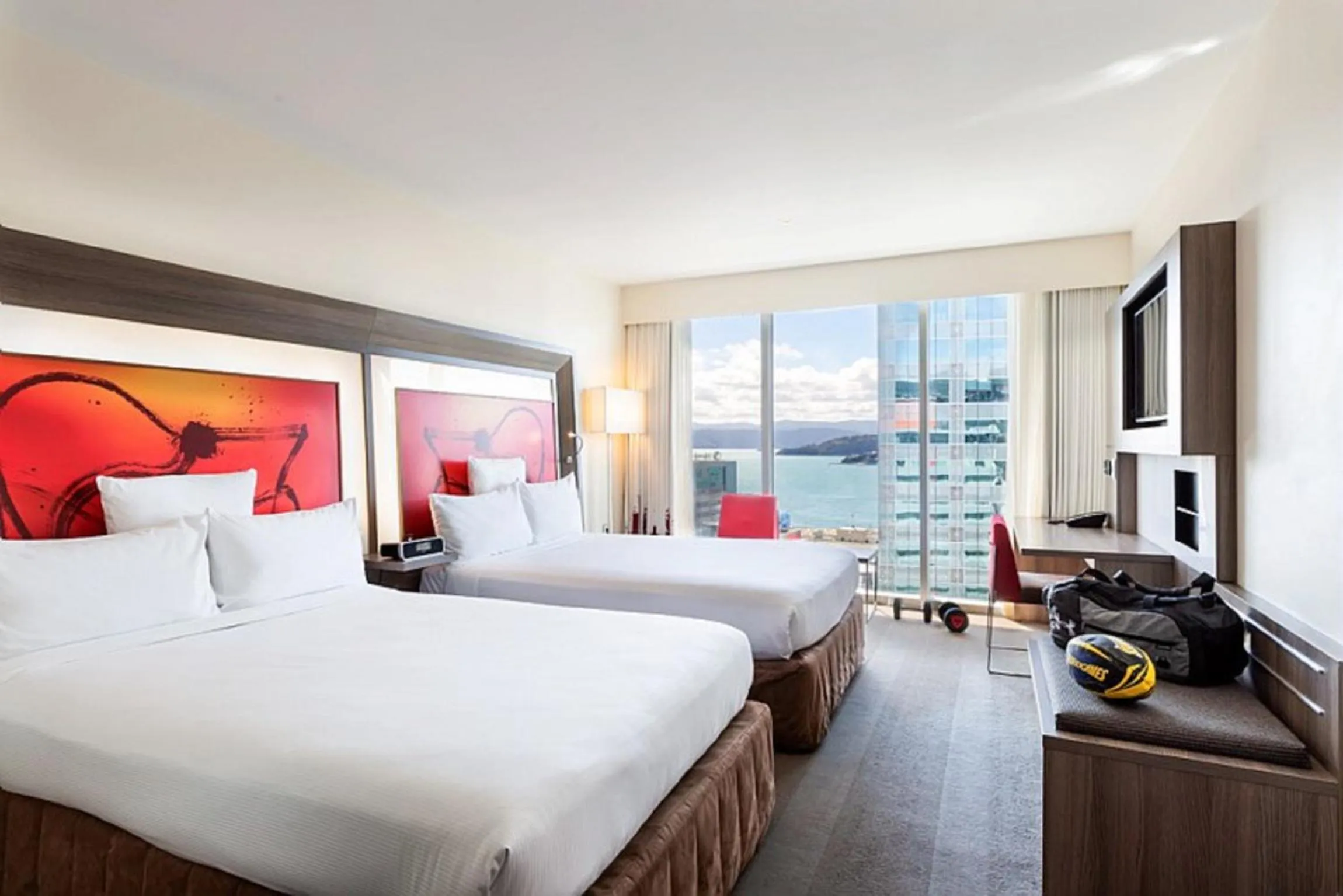 Guests, Bed in Novotel Wellington