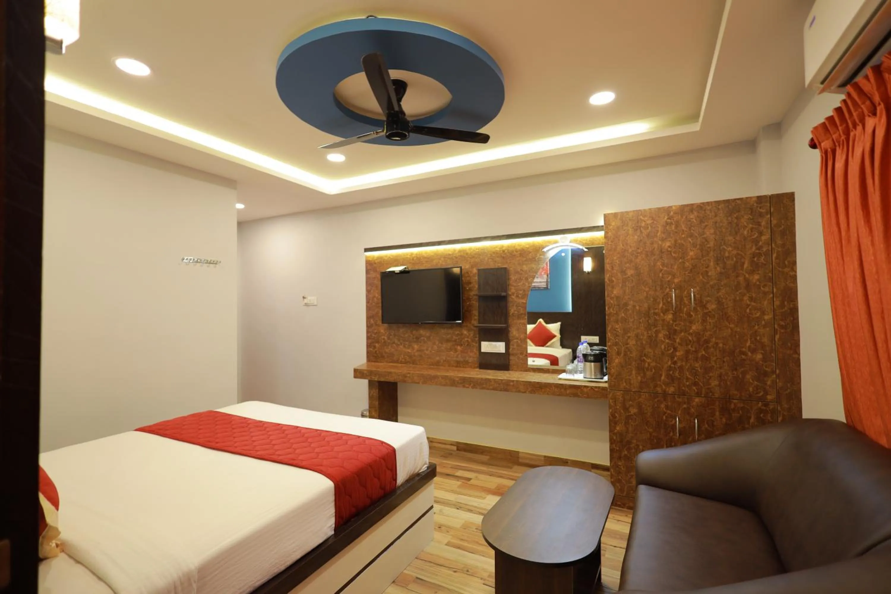 Bed in Hotel Jeyam