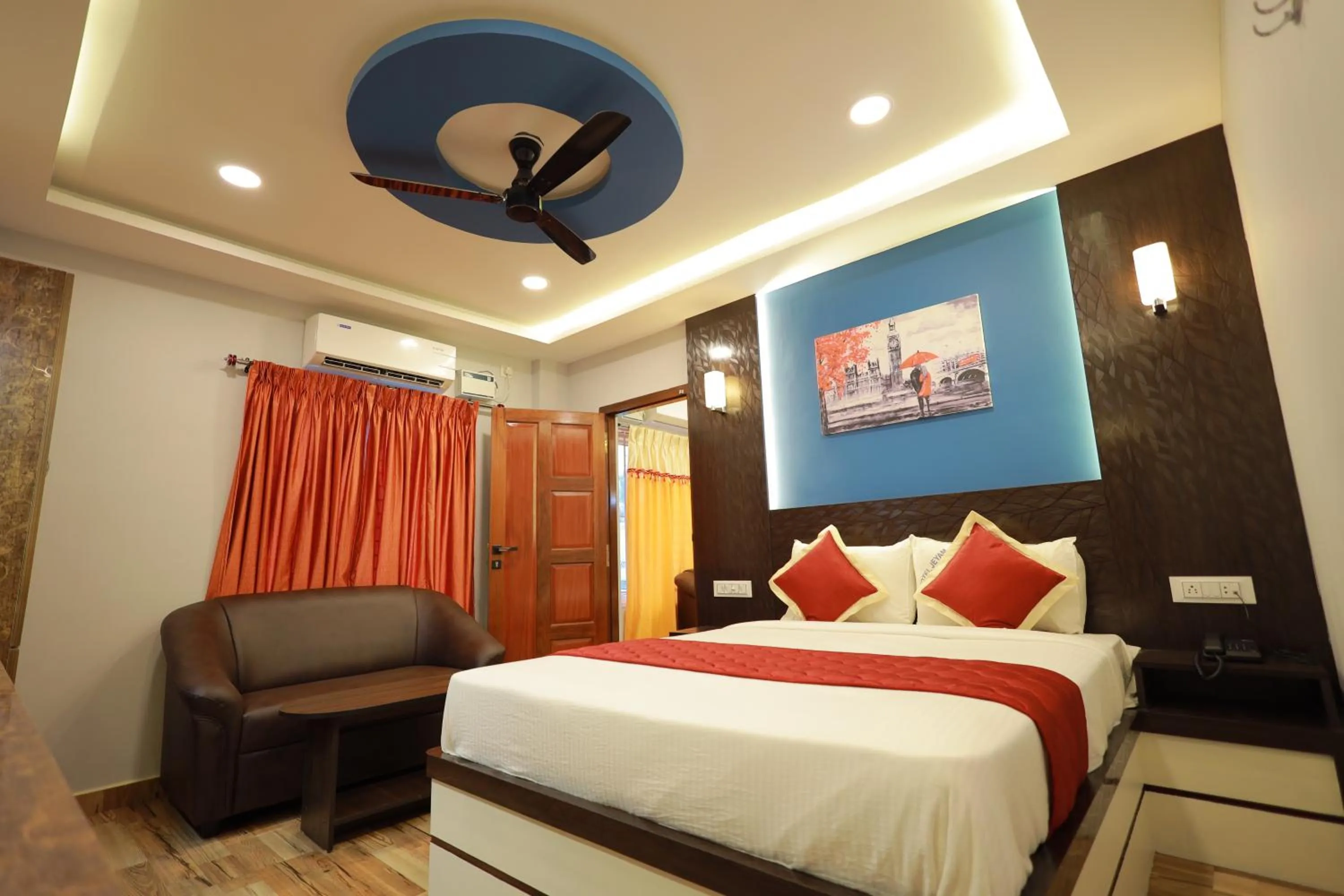 Bed in Hotel Jeyam