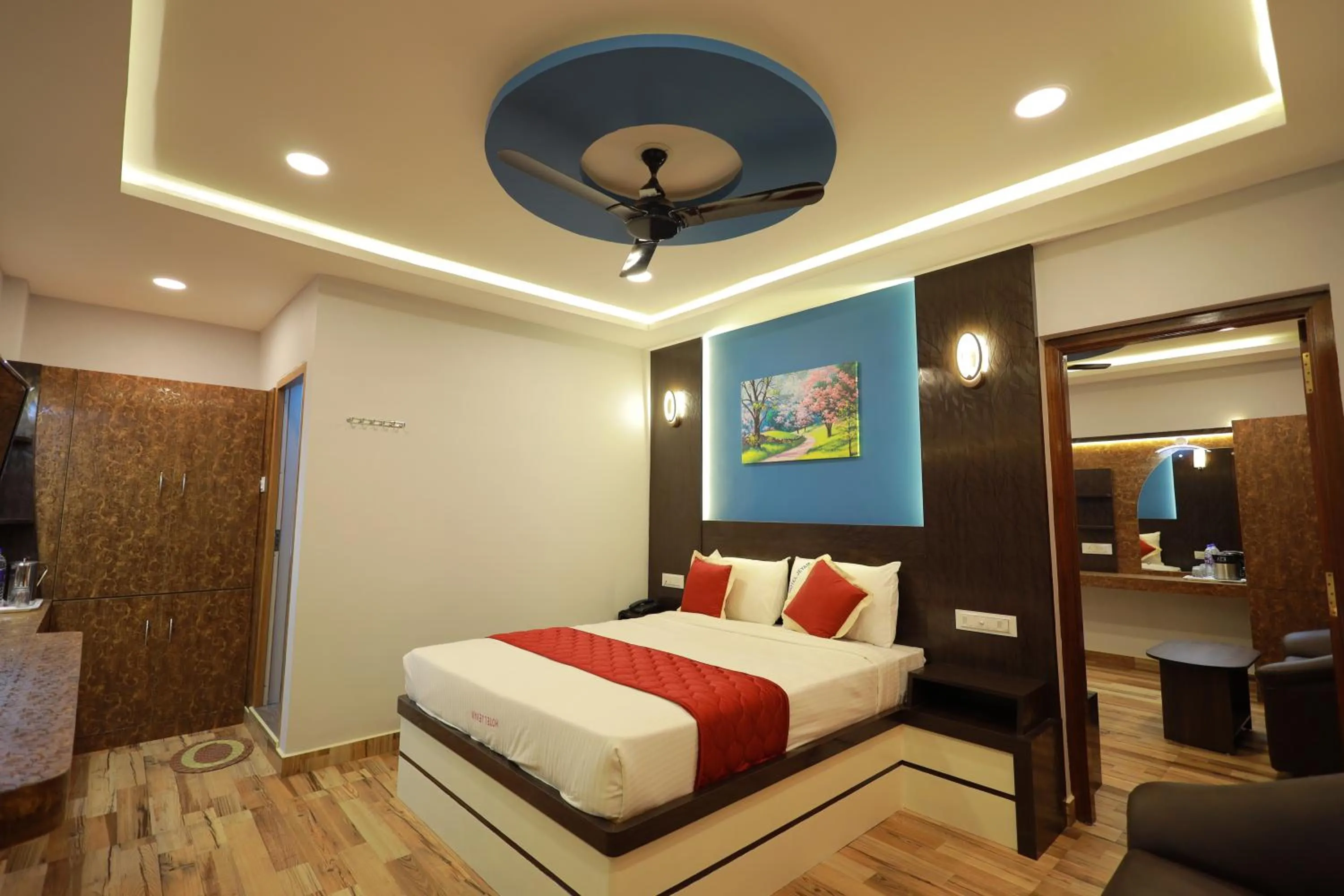 Photo of the whole room, Bed in Hotel Jeyam