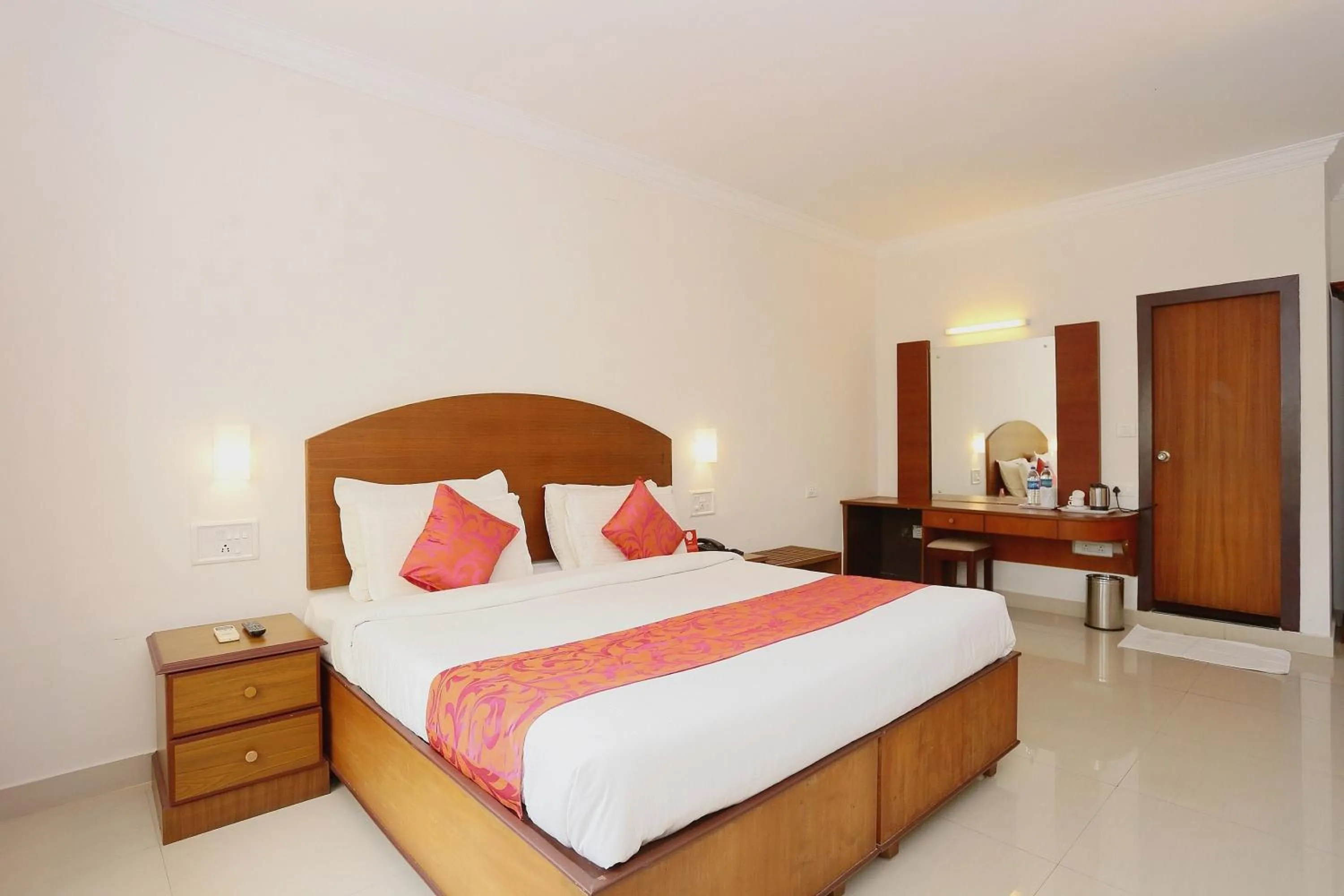 Bedroom, Bed in Townhouse Dona Castle