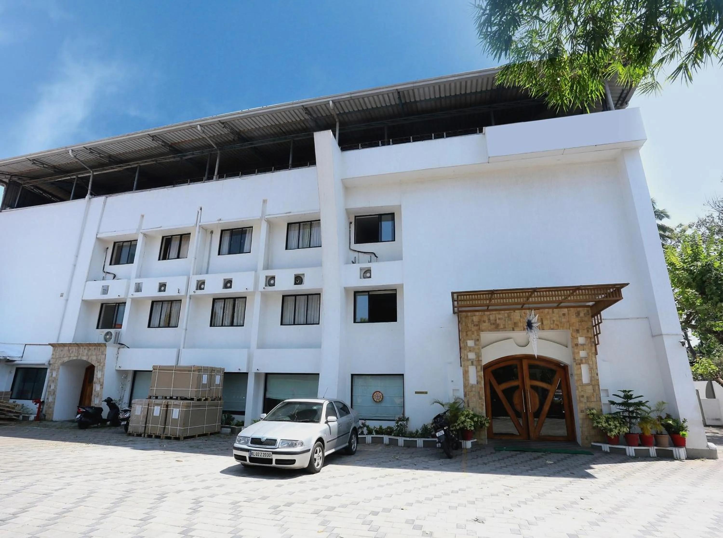 Facade/entrance in Townhouse Dona Castle