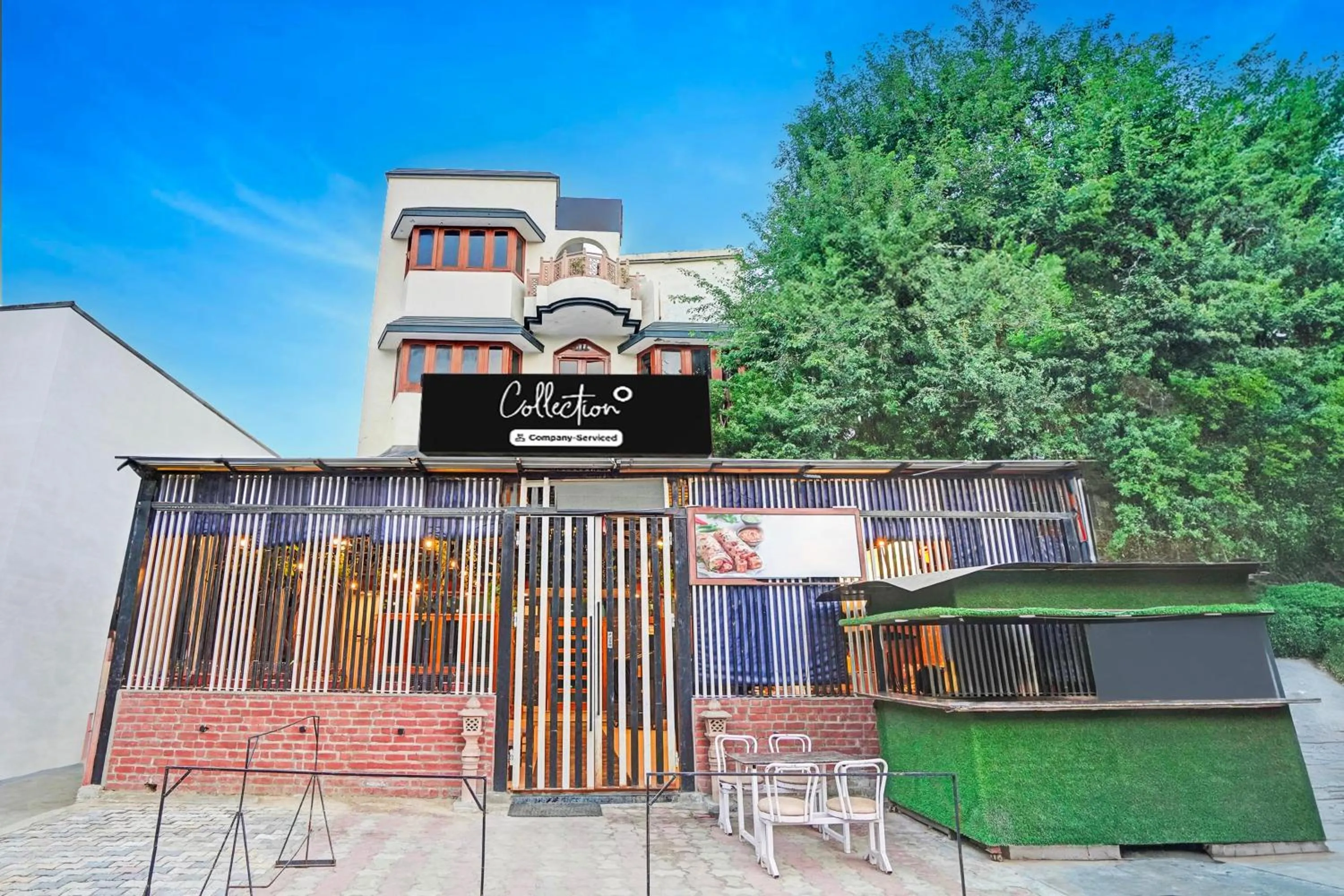 Facade/entrance in Super Collection O Mathura Near Railway Station