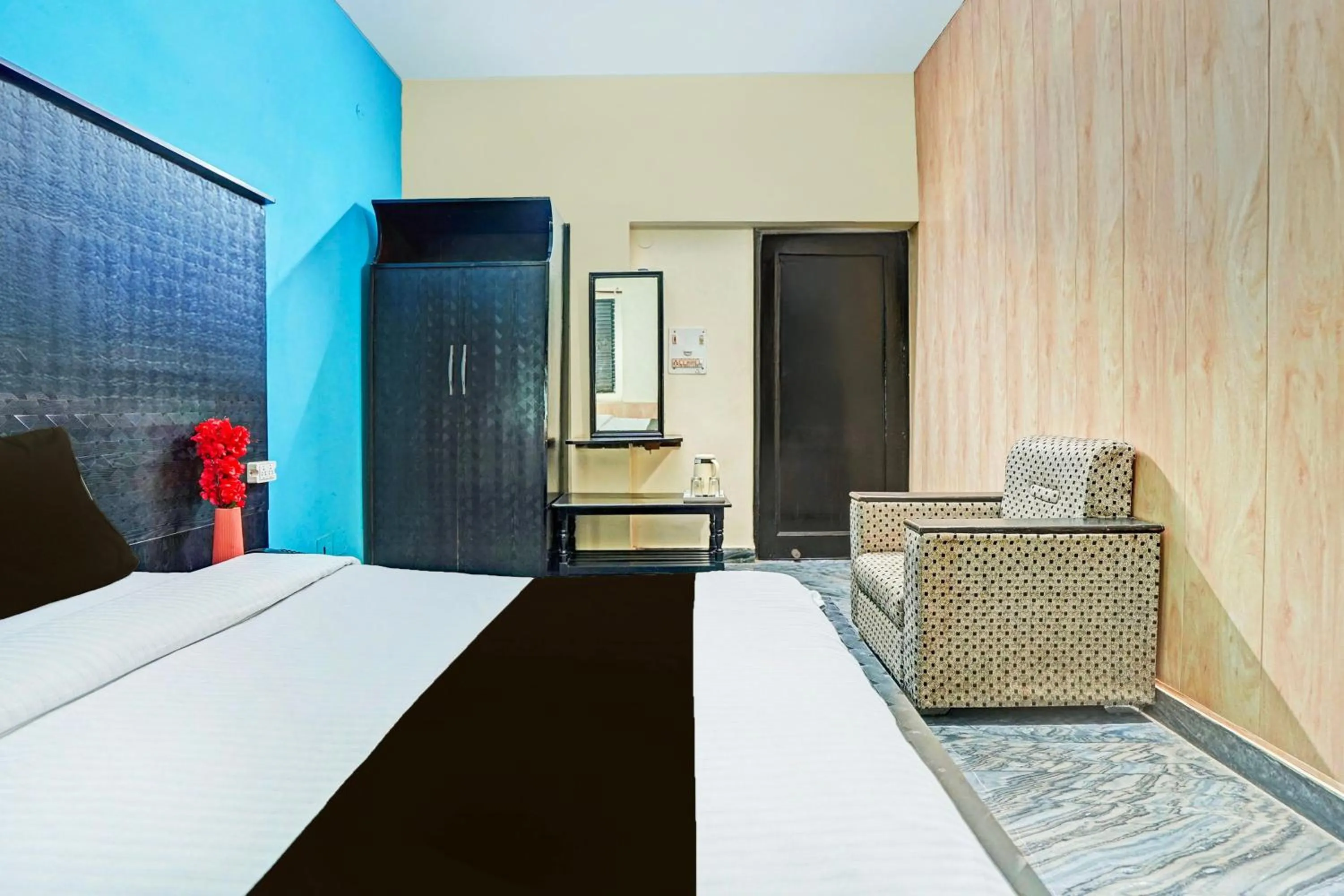 Bedroom, Bed in Super Collection O Mathura Near Railway Station