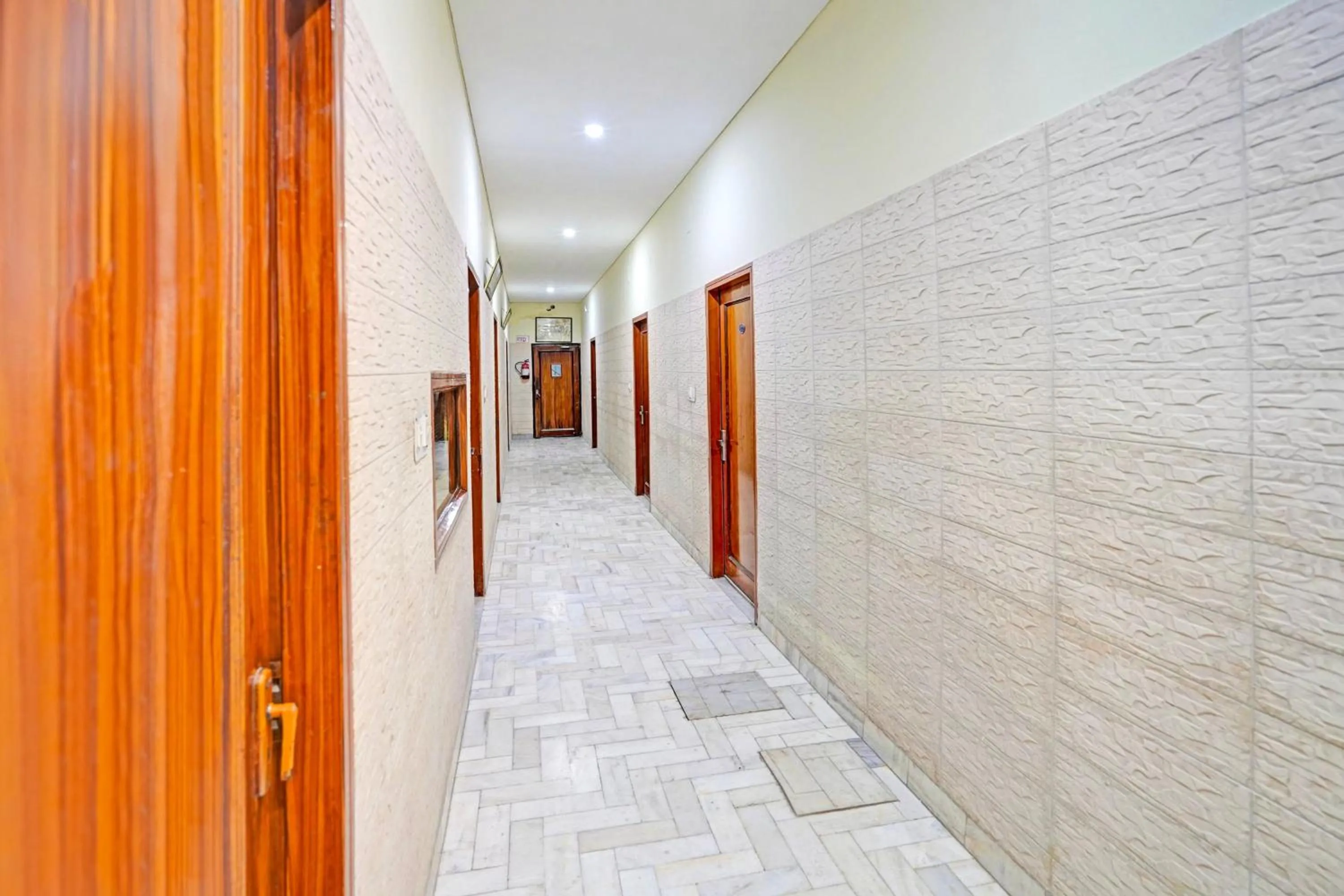 Lobby or reception in Super Collection O Mathura Near Railway Station