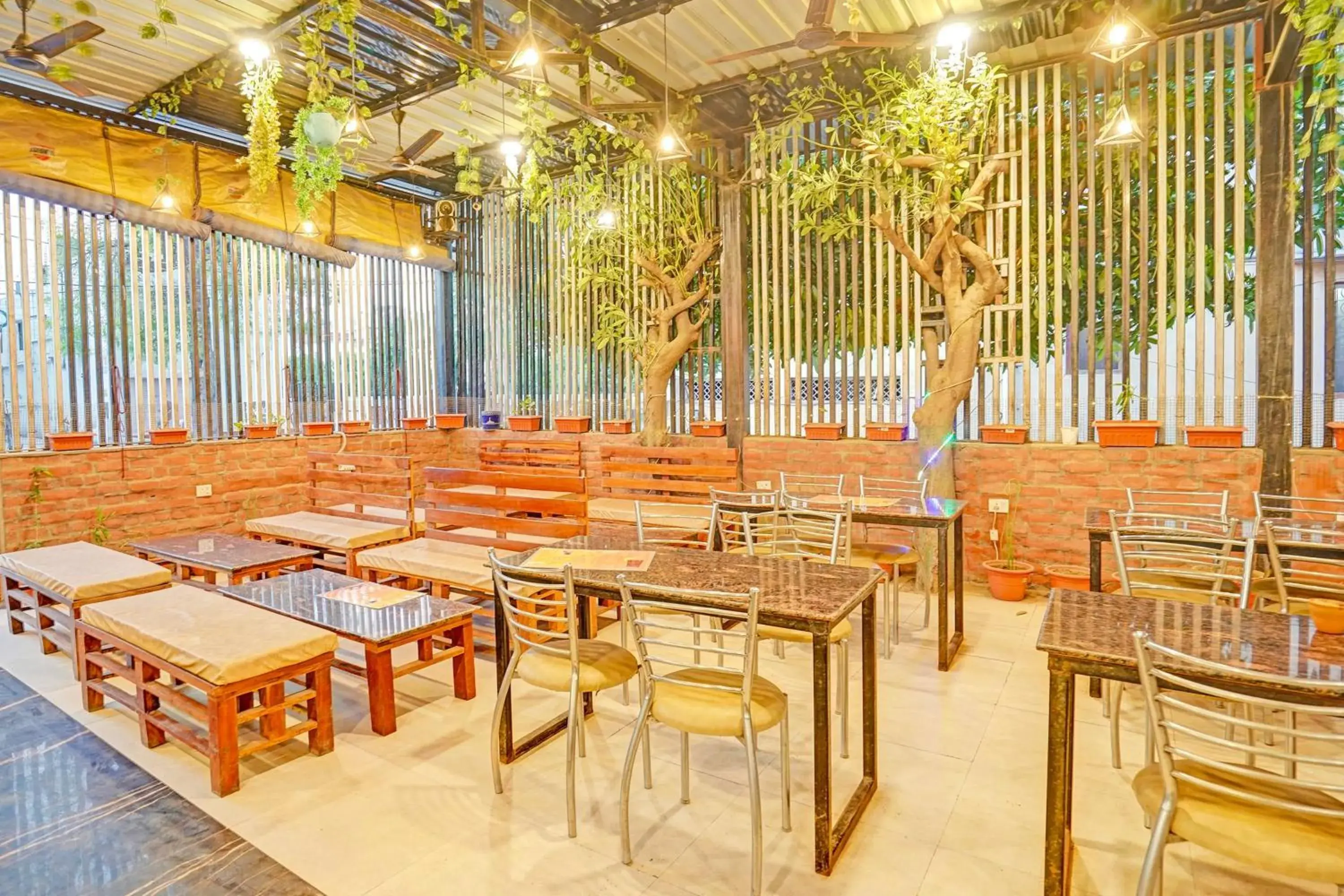 Restaurant/places to eat in Super Collection O Mathura Near Railway Station Restaurant/places to eat in Super Collection O Mathura Near Railway Station