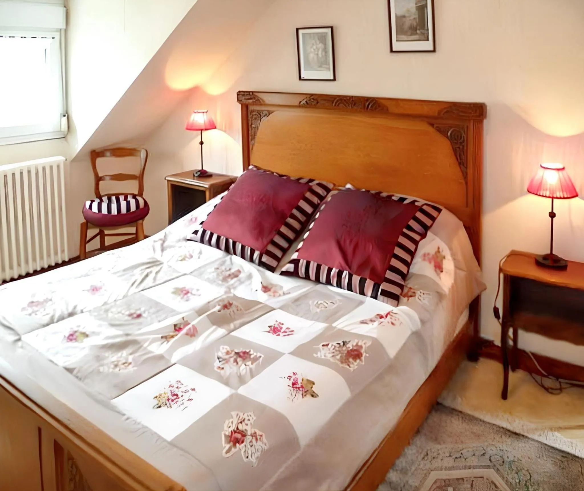 Photo of the whole room, Bed in Maison confortable à Châteaulin avec jardin et terrasse.