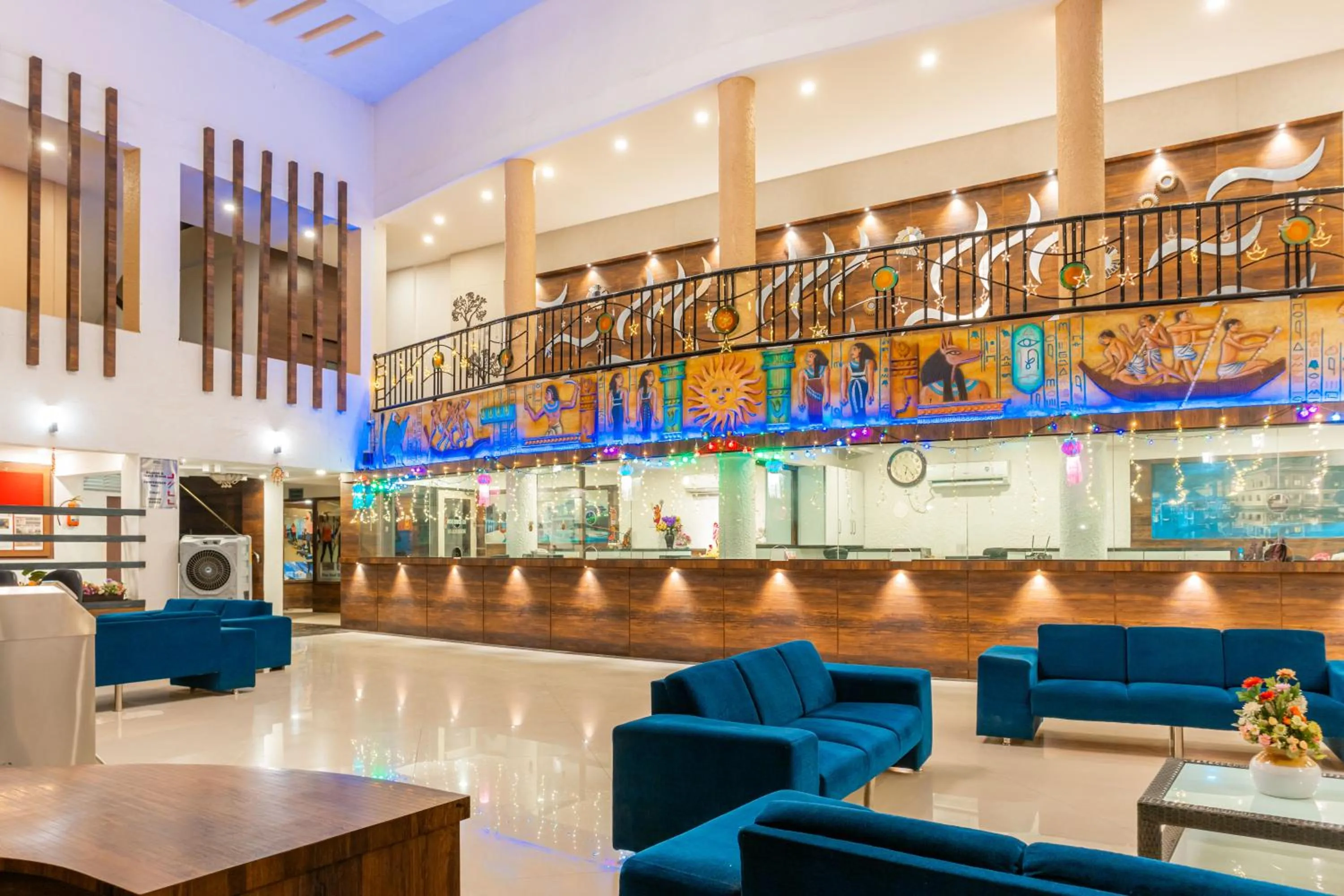 Lobby or reception in Treebo The Blue Roof