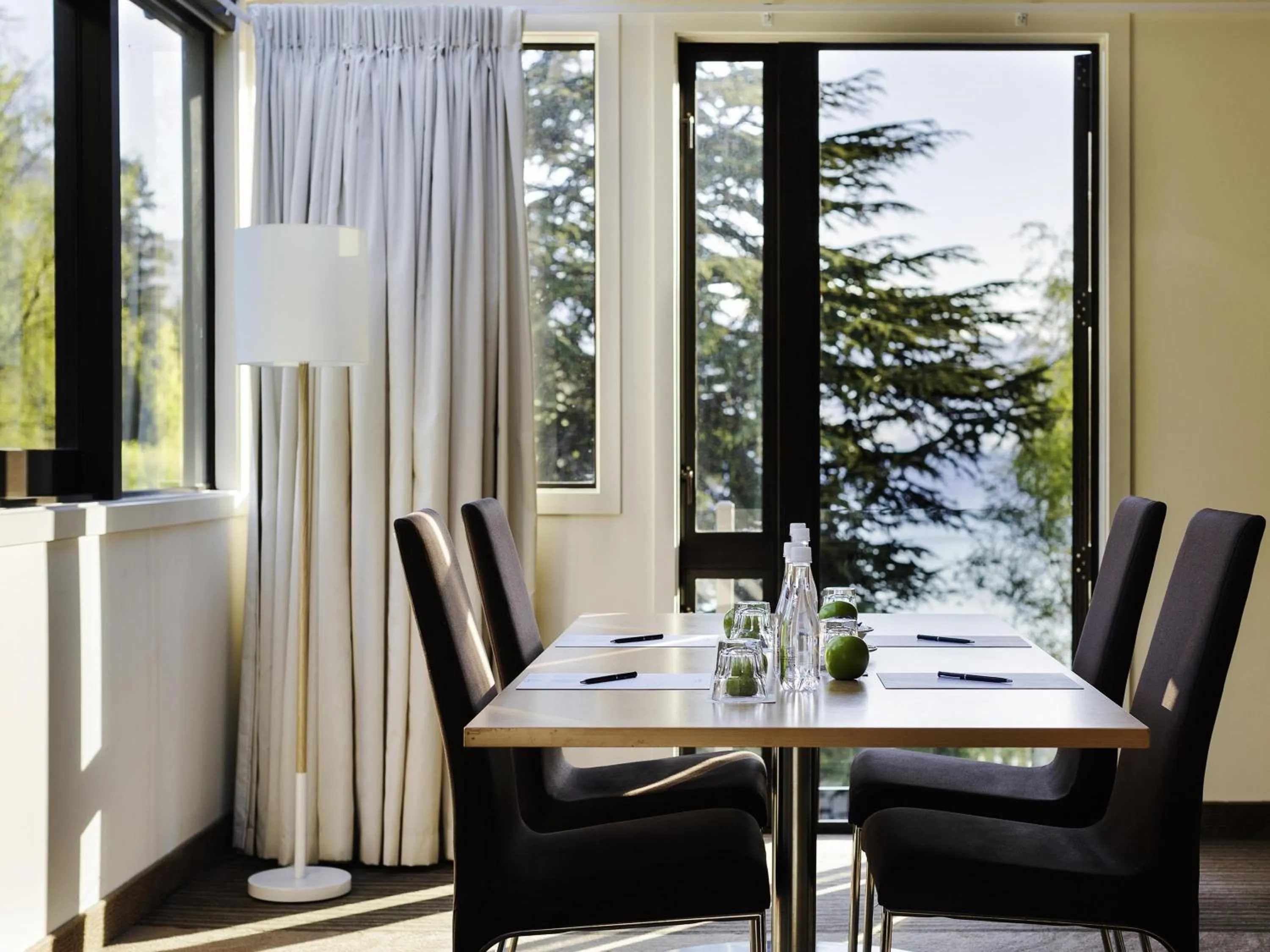 Meeting/conference room in Novotel Queenstown Lakeside