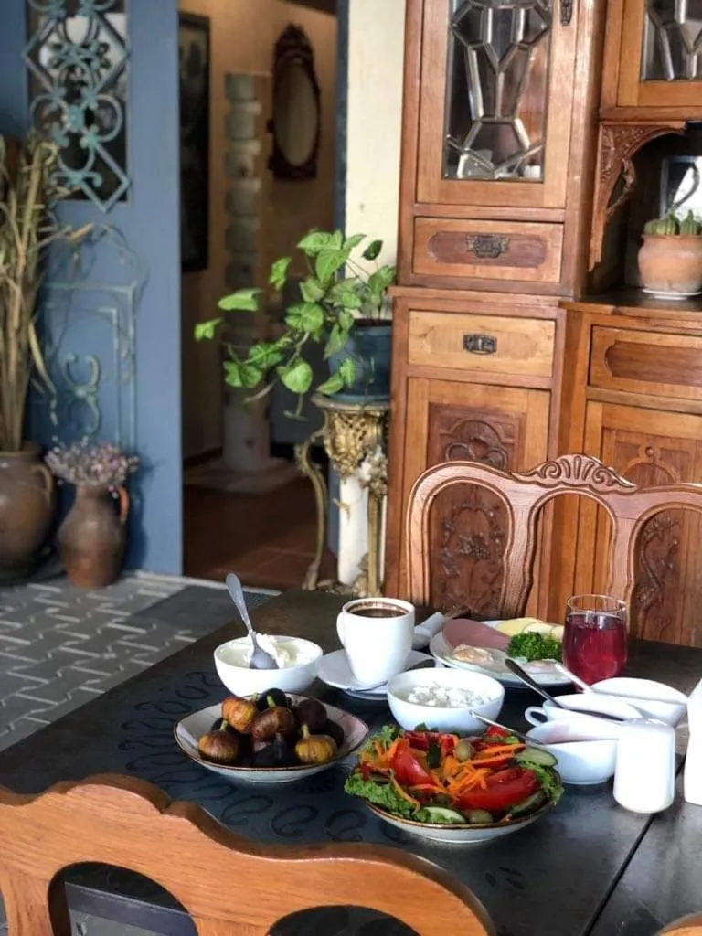 Food and drinks in Omart Hotel - Gallery