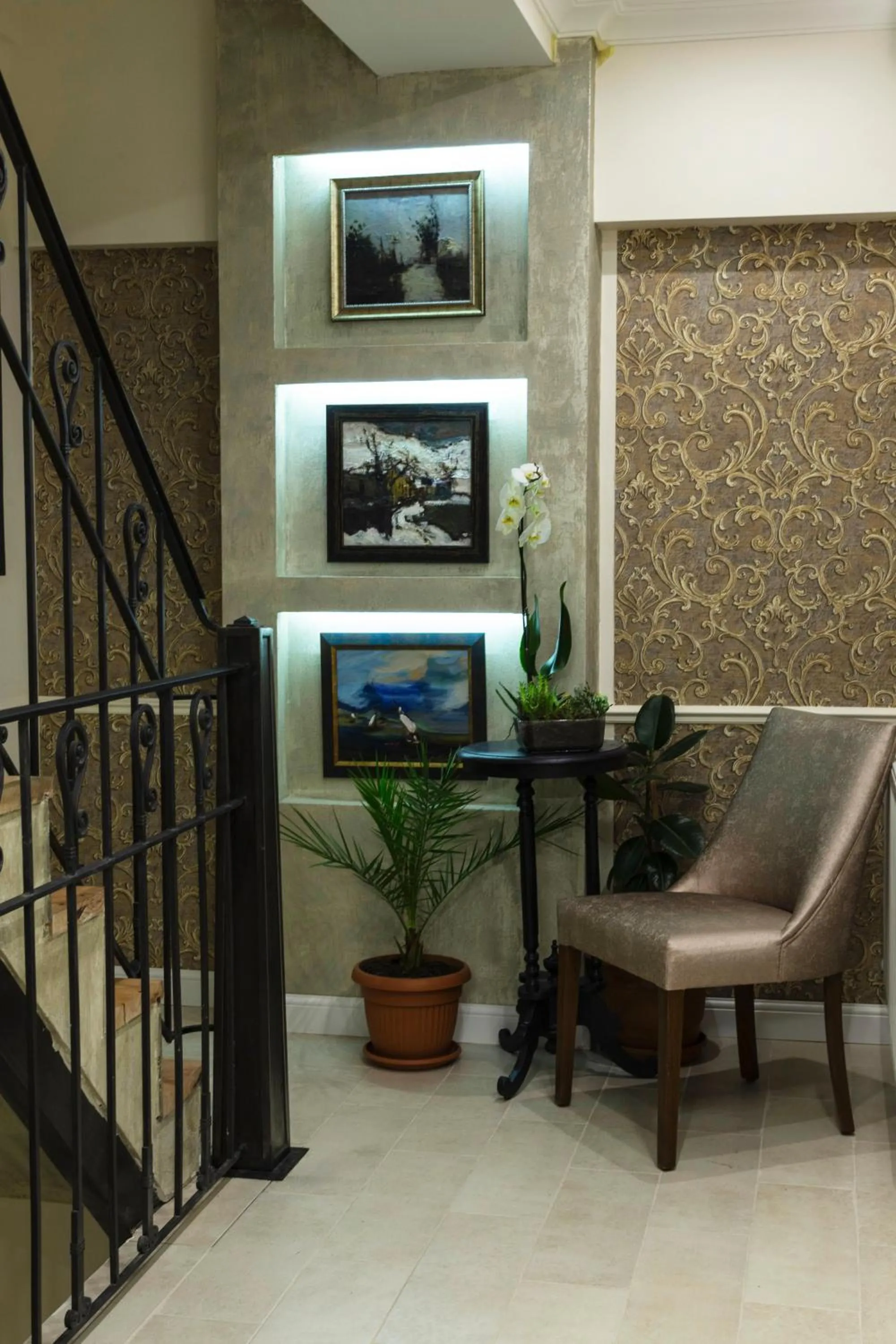 Omart Hotel - Gallery