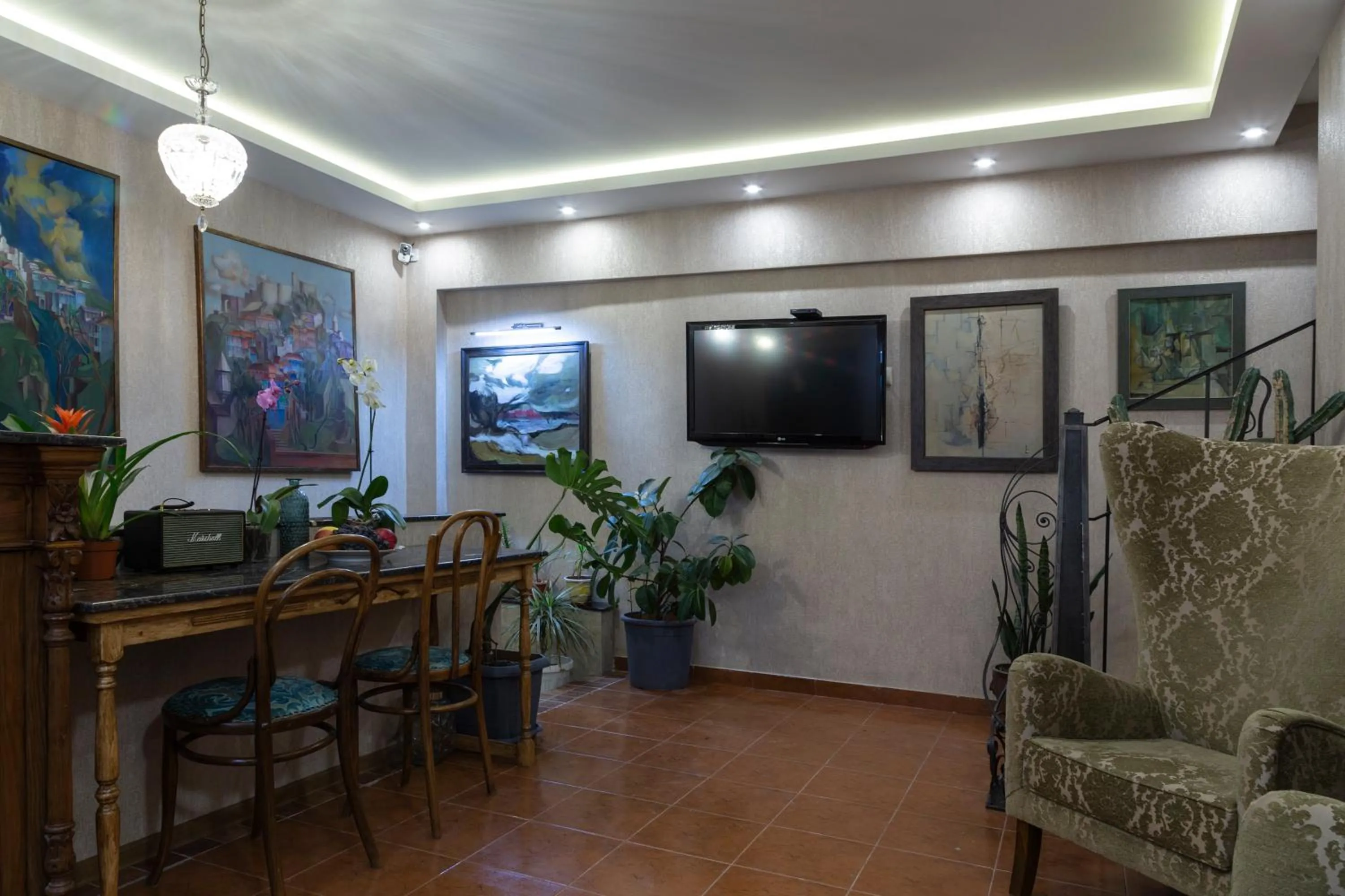 Omart Hotel - Gallery