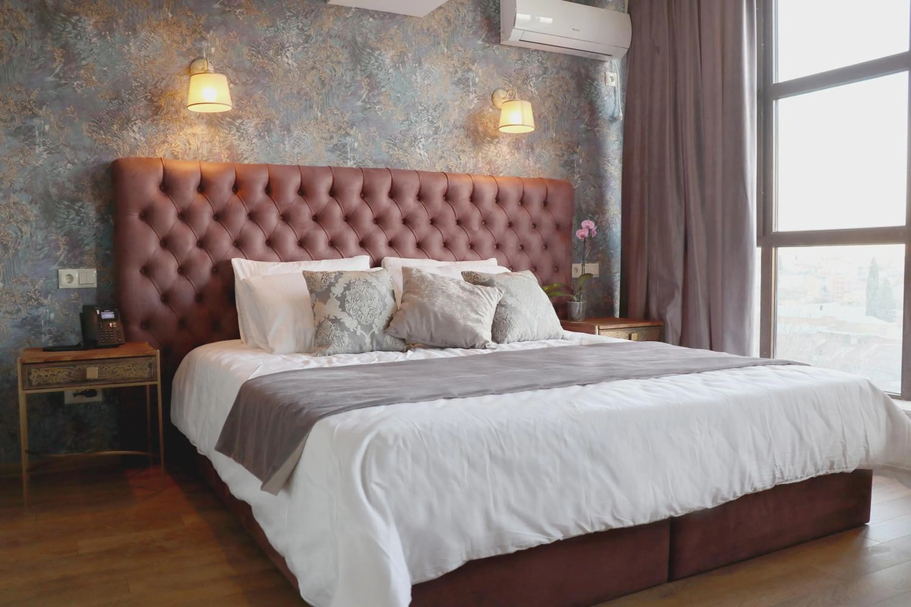 Bed in Omart Hotel - Gallery