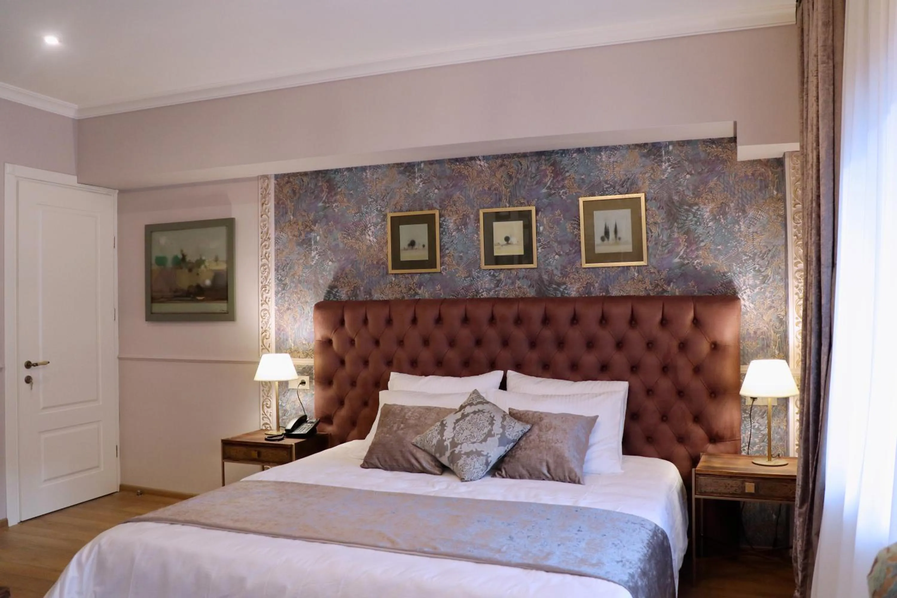 Bed in Omart Hotel - Gallery