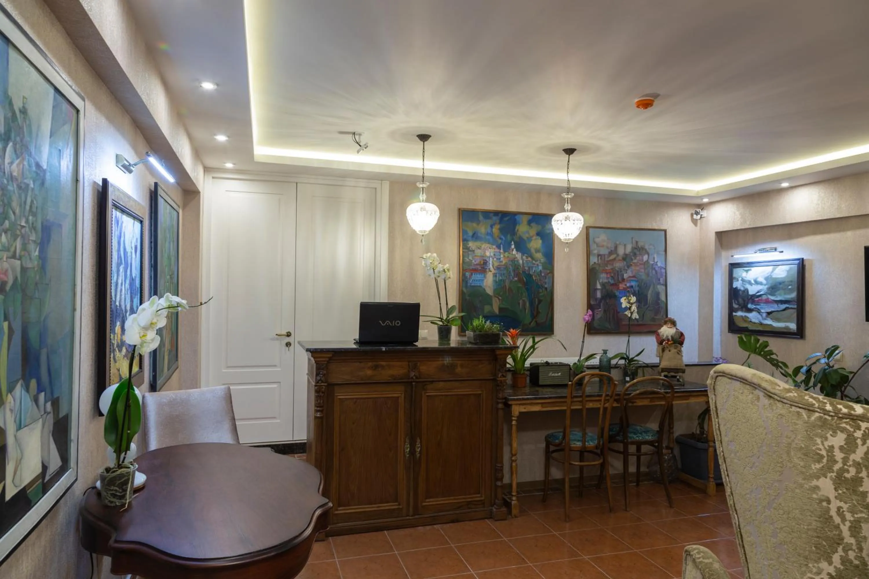 Living room in Omart Hotel - Gallery