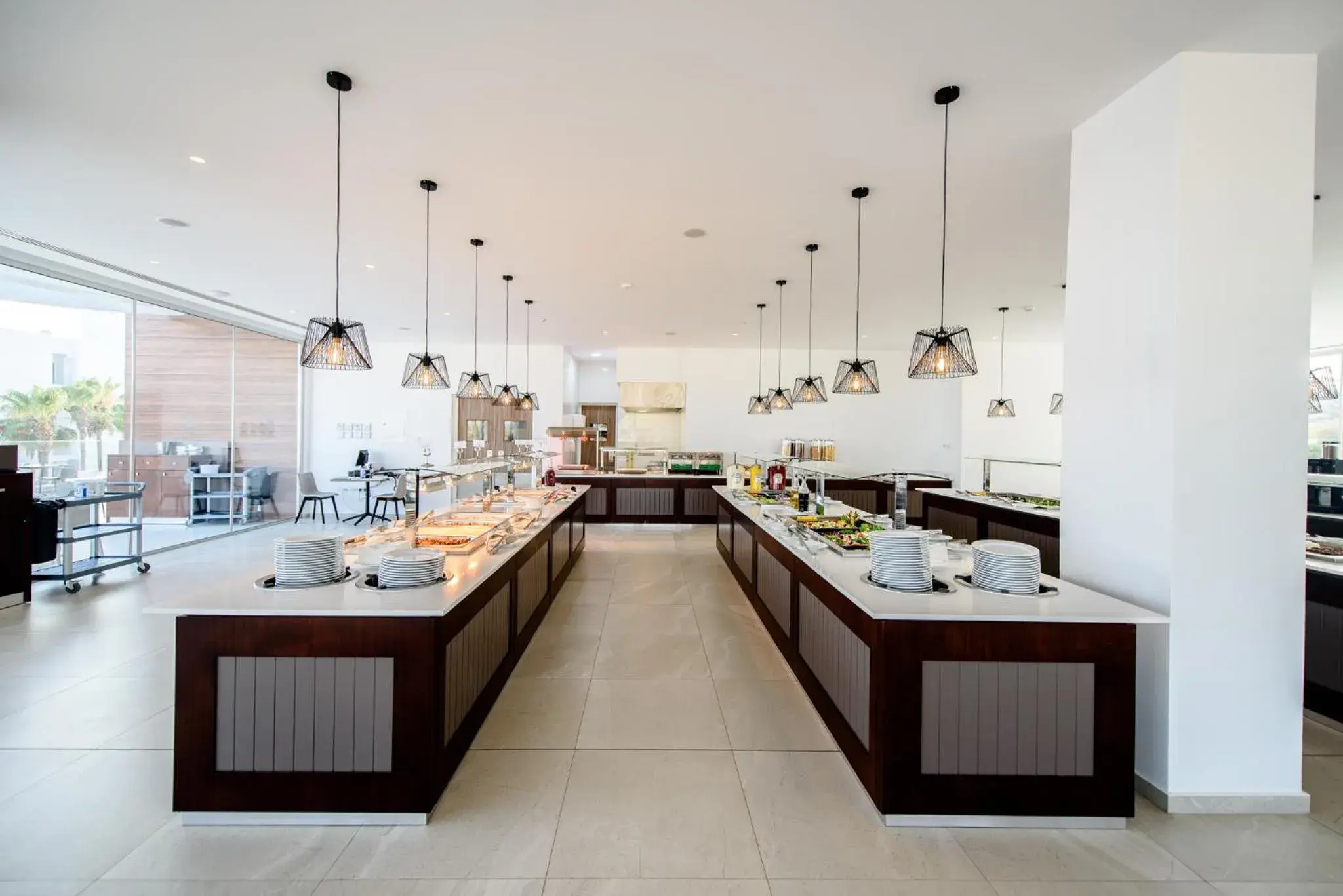 Restaurant/places to eat in Eleana Hotel Restaurant/places to eat in Eleana Hotel