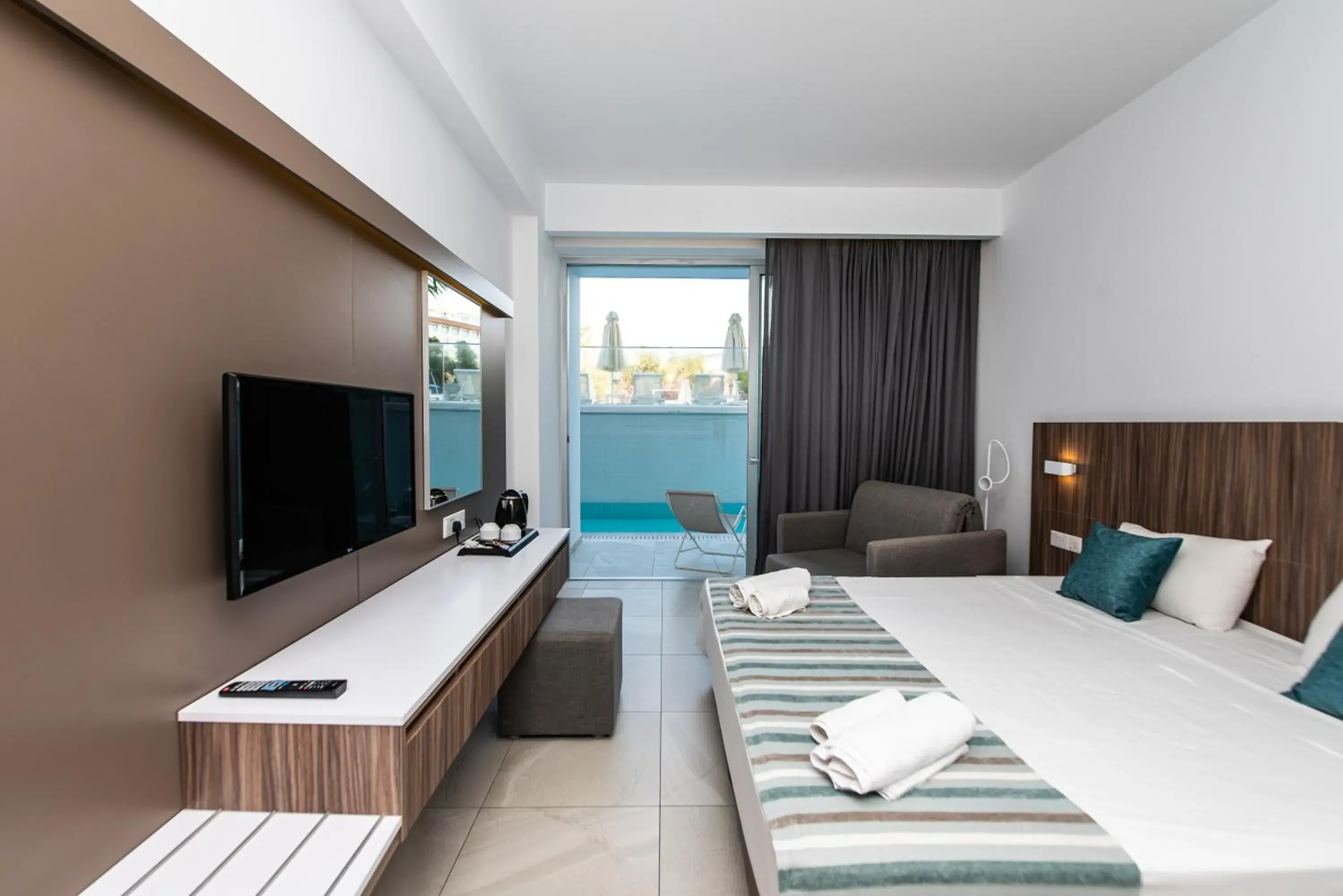 Swimming pool, Bed in Eleana Hotel Swimming pool, Bed in Eleana Hotel