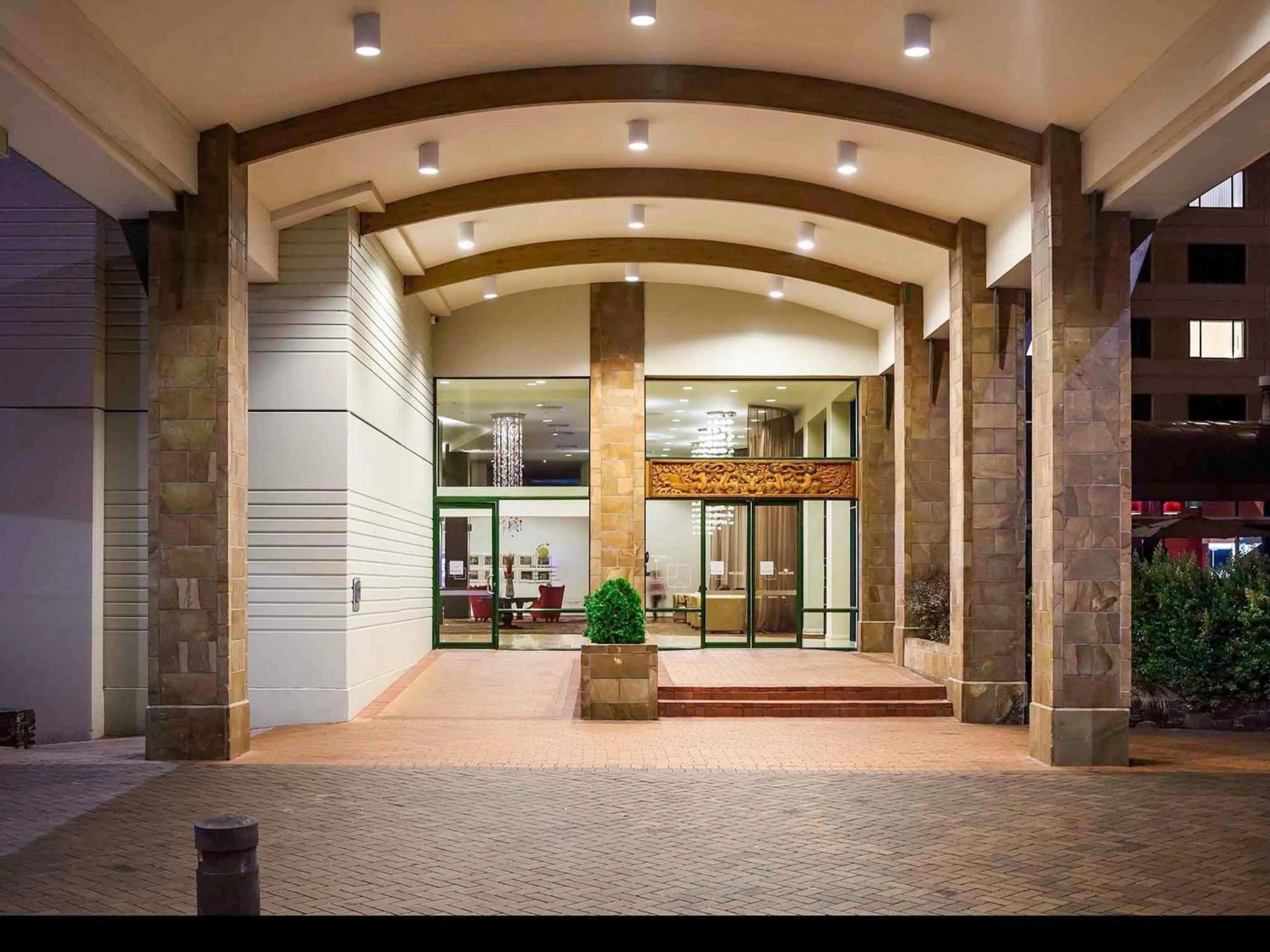 Property building in Novotel Rotorua Lakeside