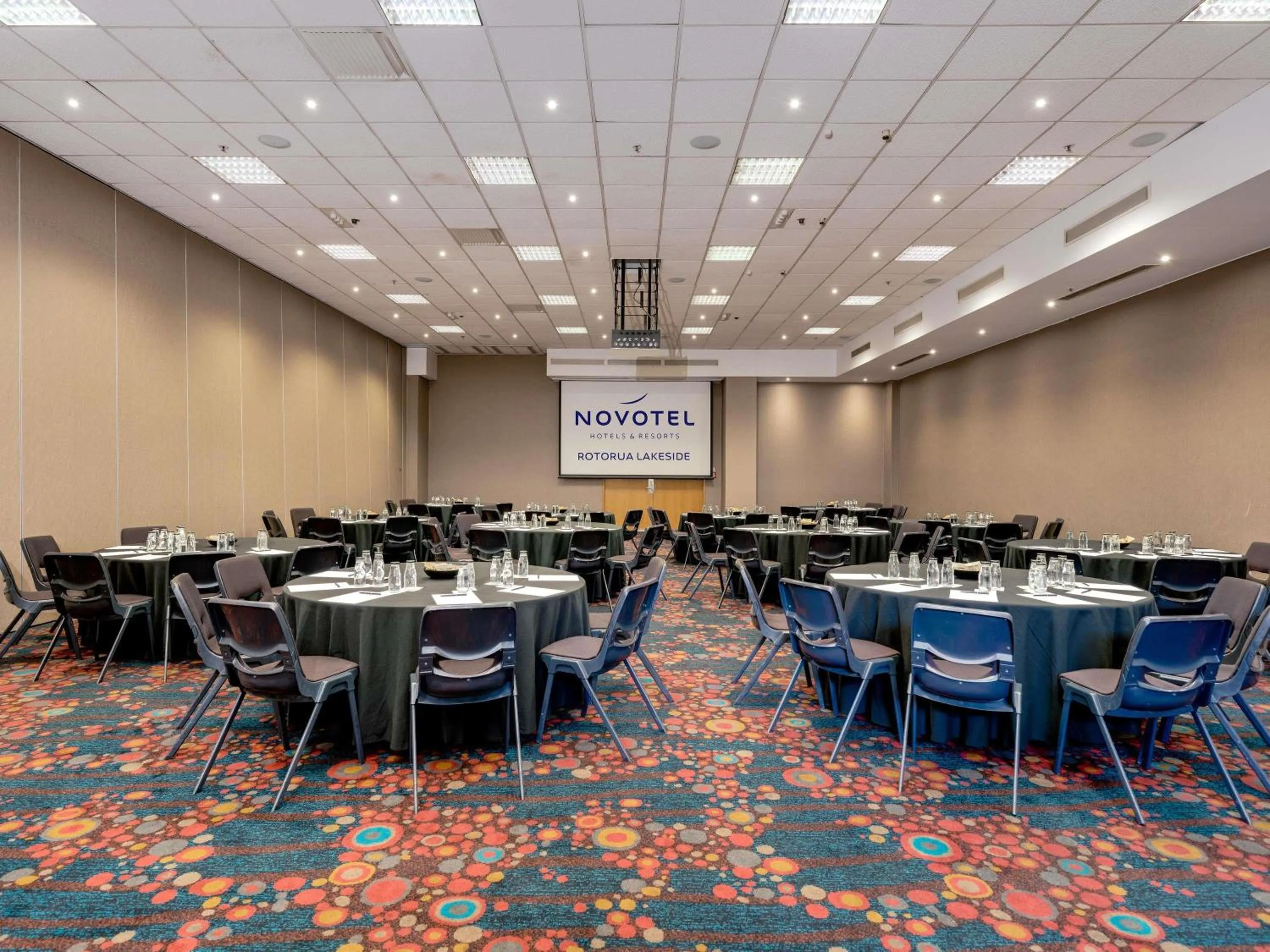 Meeting/conference room in Novotel Rotorua Lakeside