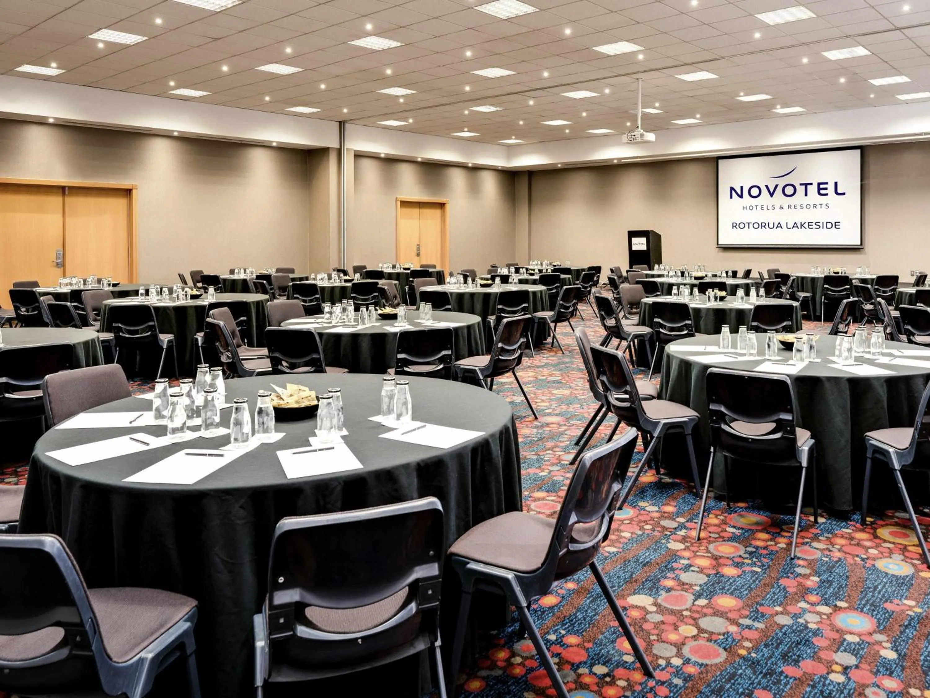 Meeting/conference room in Novotel Rotorua Lakeside