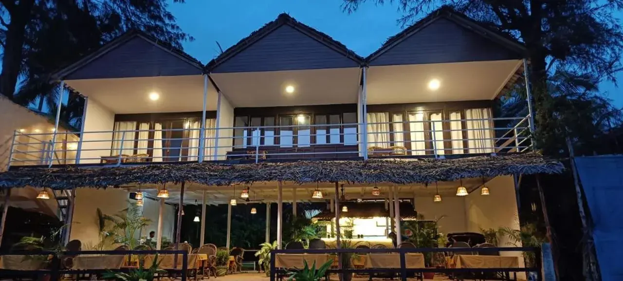 Seascape by Sand Sapphire Seascape by Sand Sapphire