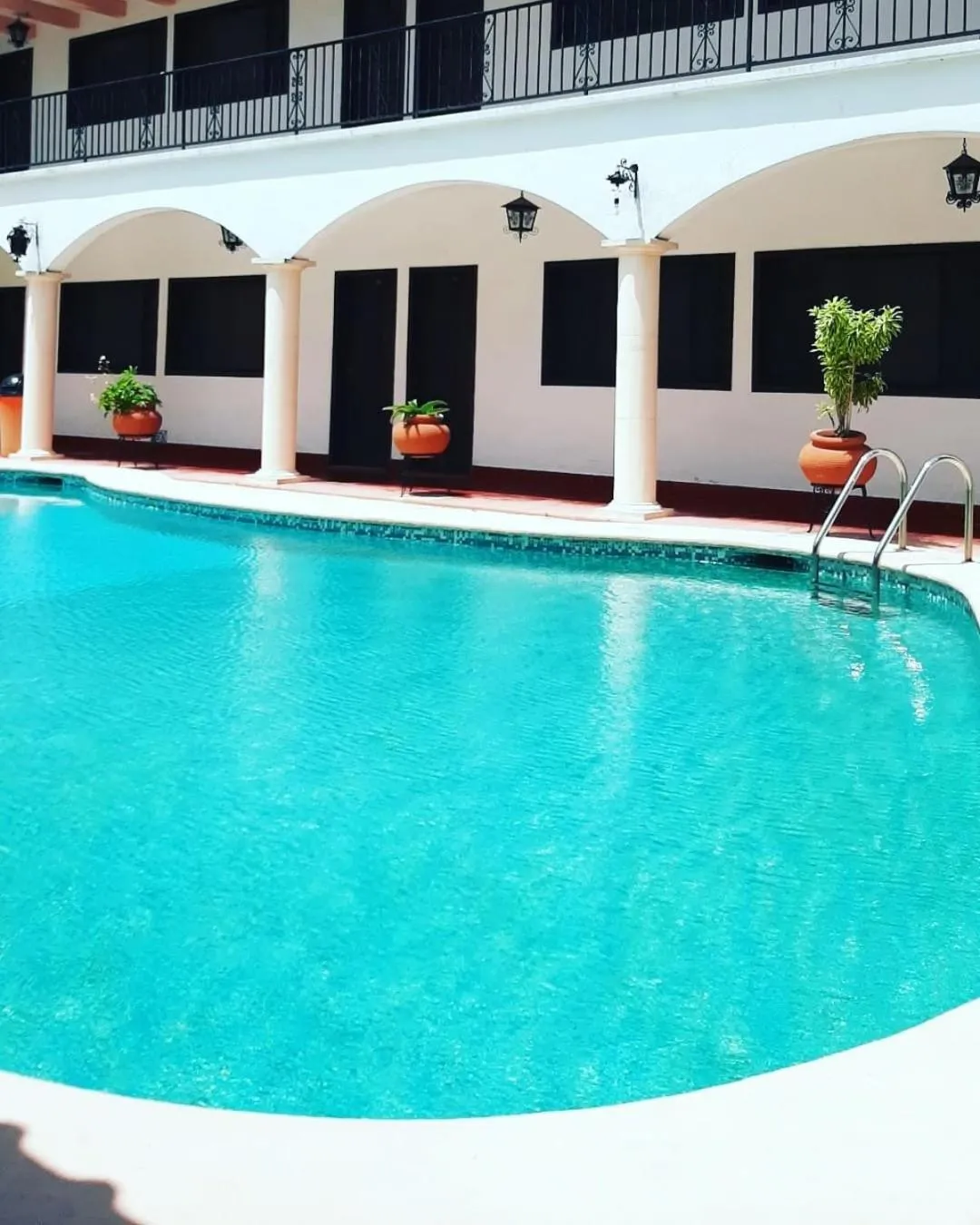 Swimming pool in Hotel Zaci