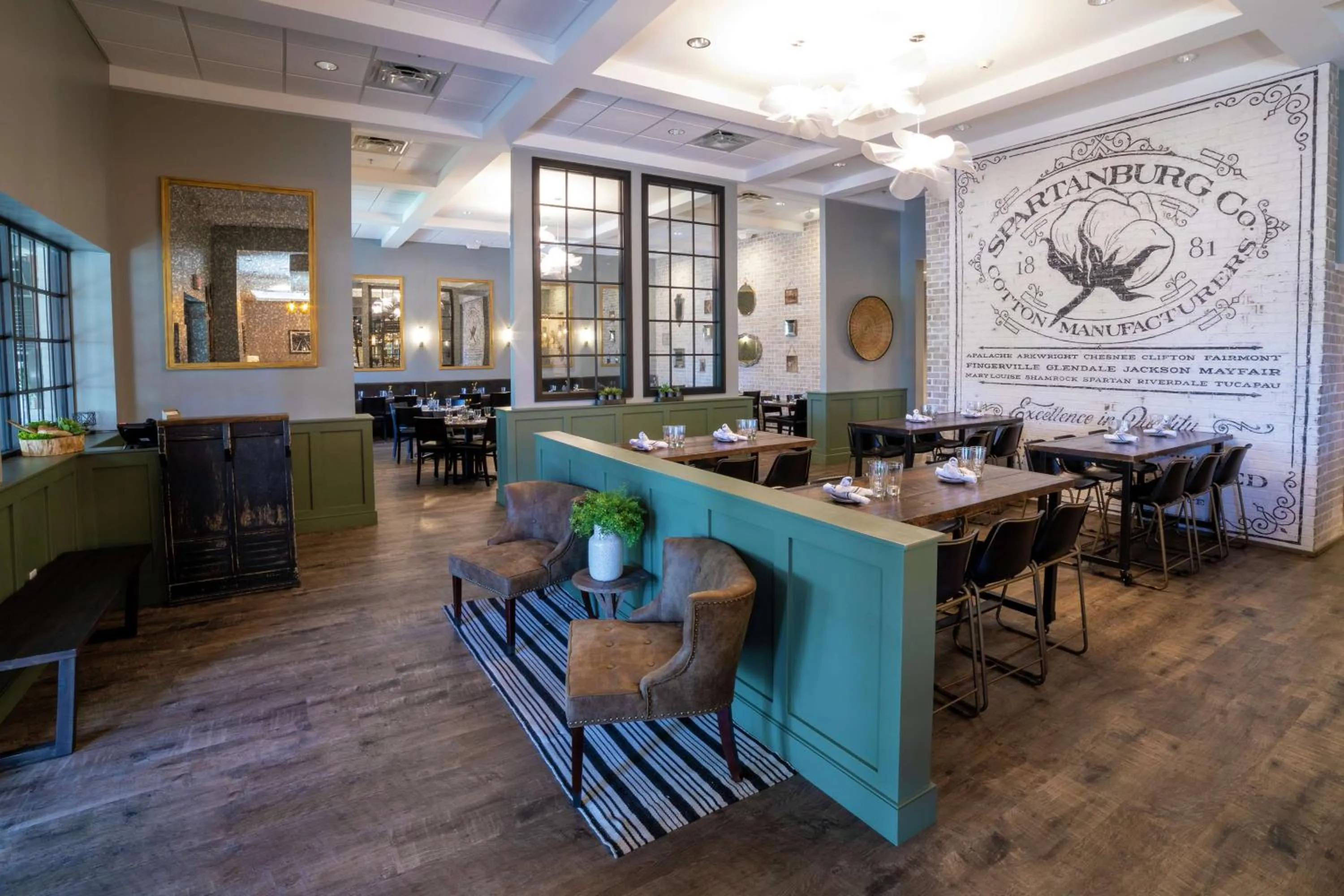 Restaurant/places to eat in Hilton Garden Inn Spartanburg