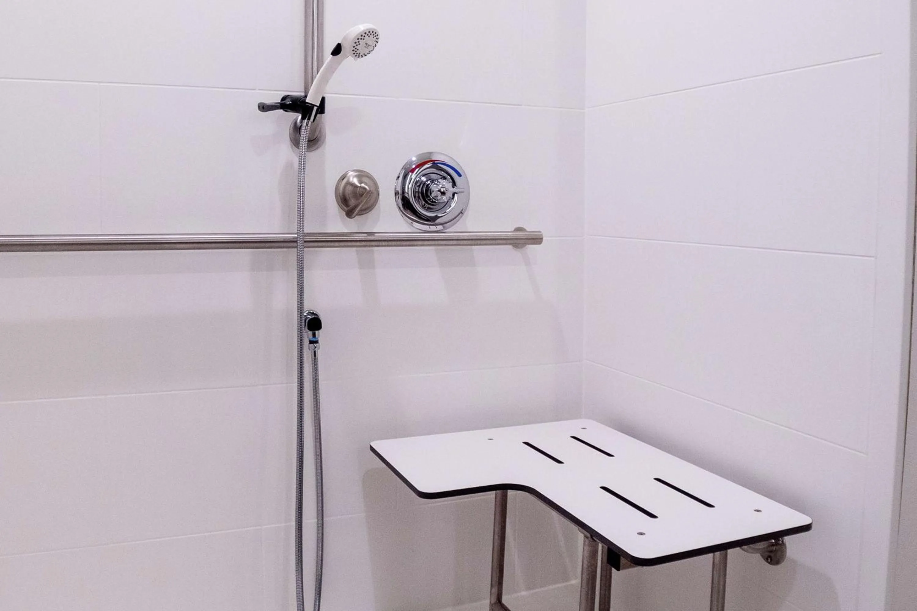 Bathroom in Hilton Garden Inn Spartanburg