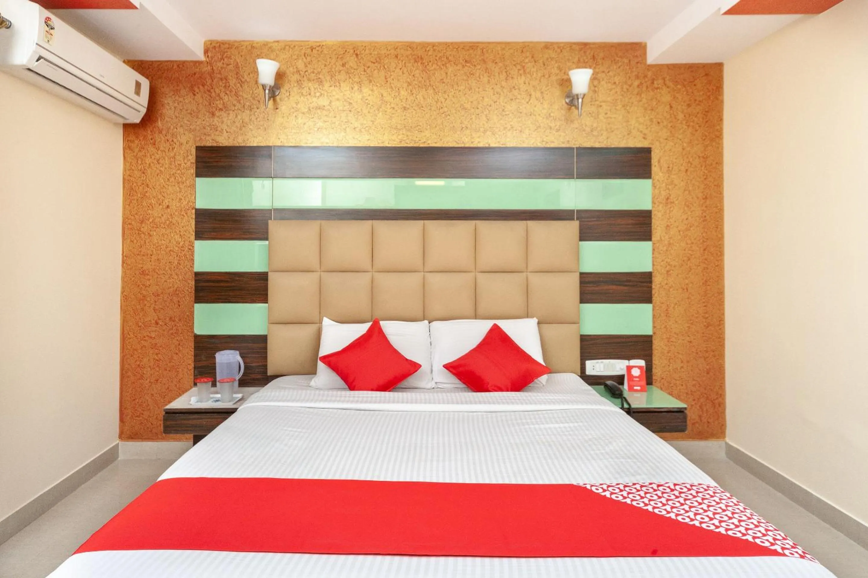 Bedroom, Bed in Collection O Seven Hills Inn