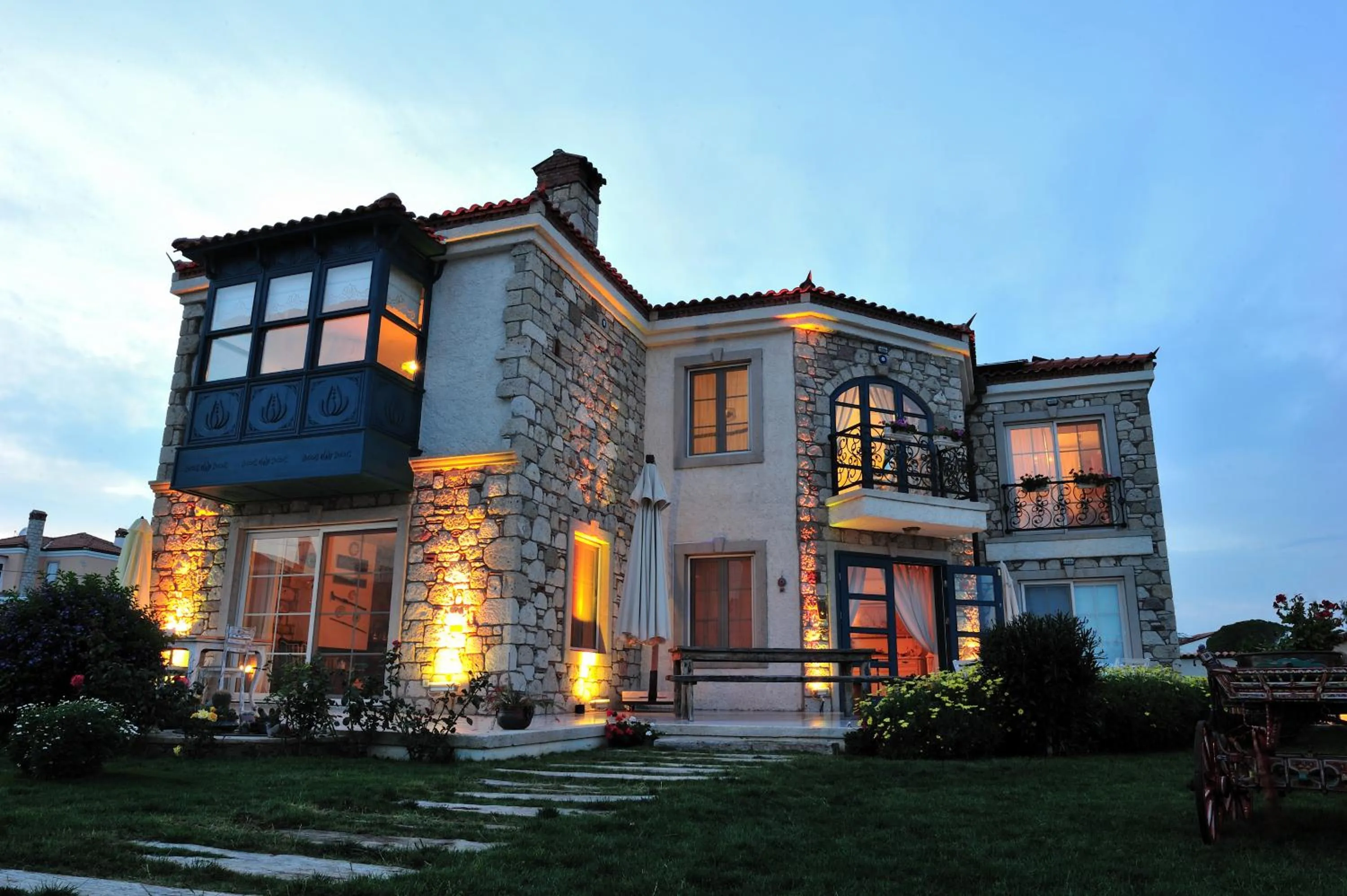 Facade/entrance in Alaçatı Sultan Konak Butik Otel ℳℛ Luxury Concept