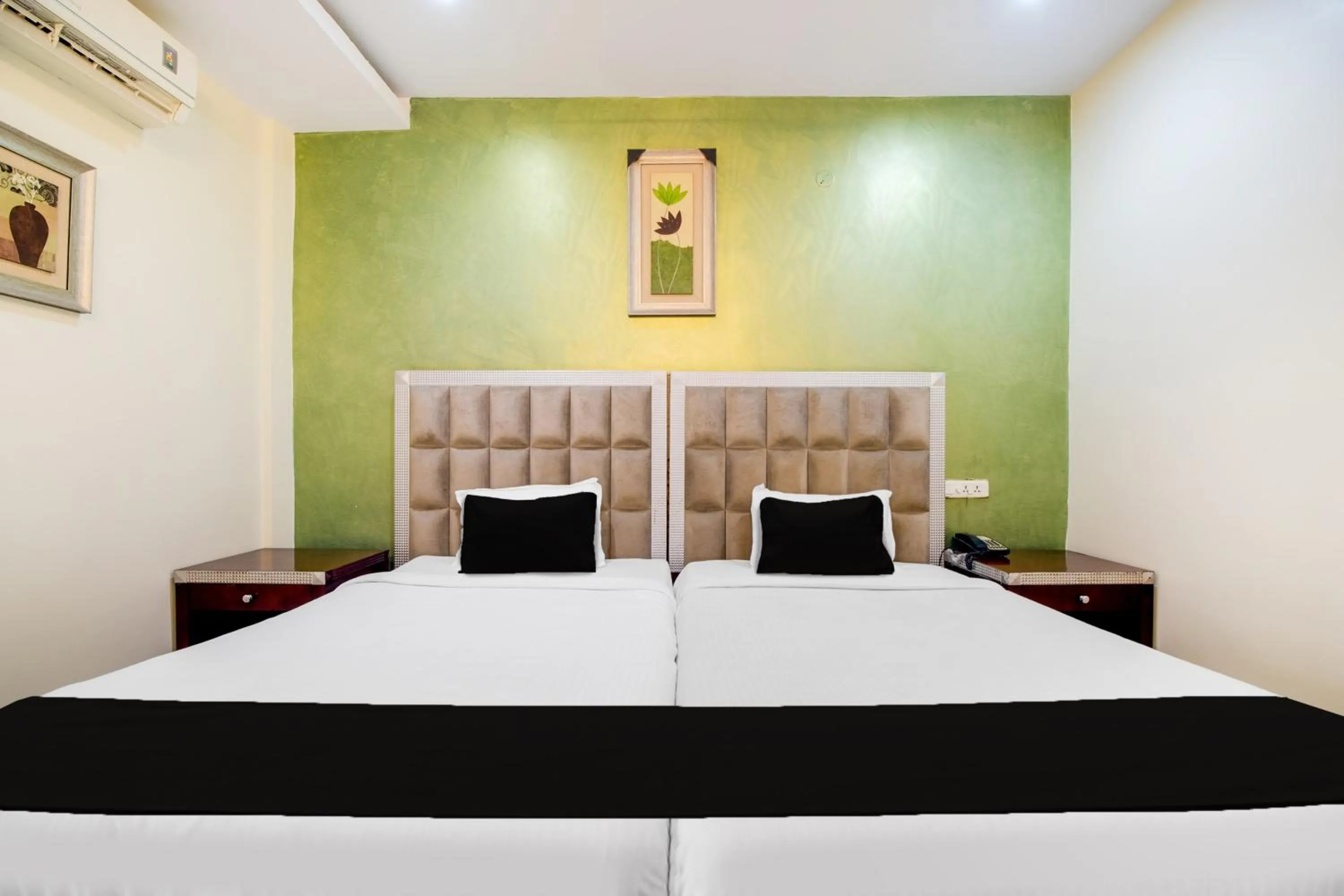 Bedroom, Bed in Super Townhouse Gajuwaka Near CMR Mall