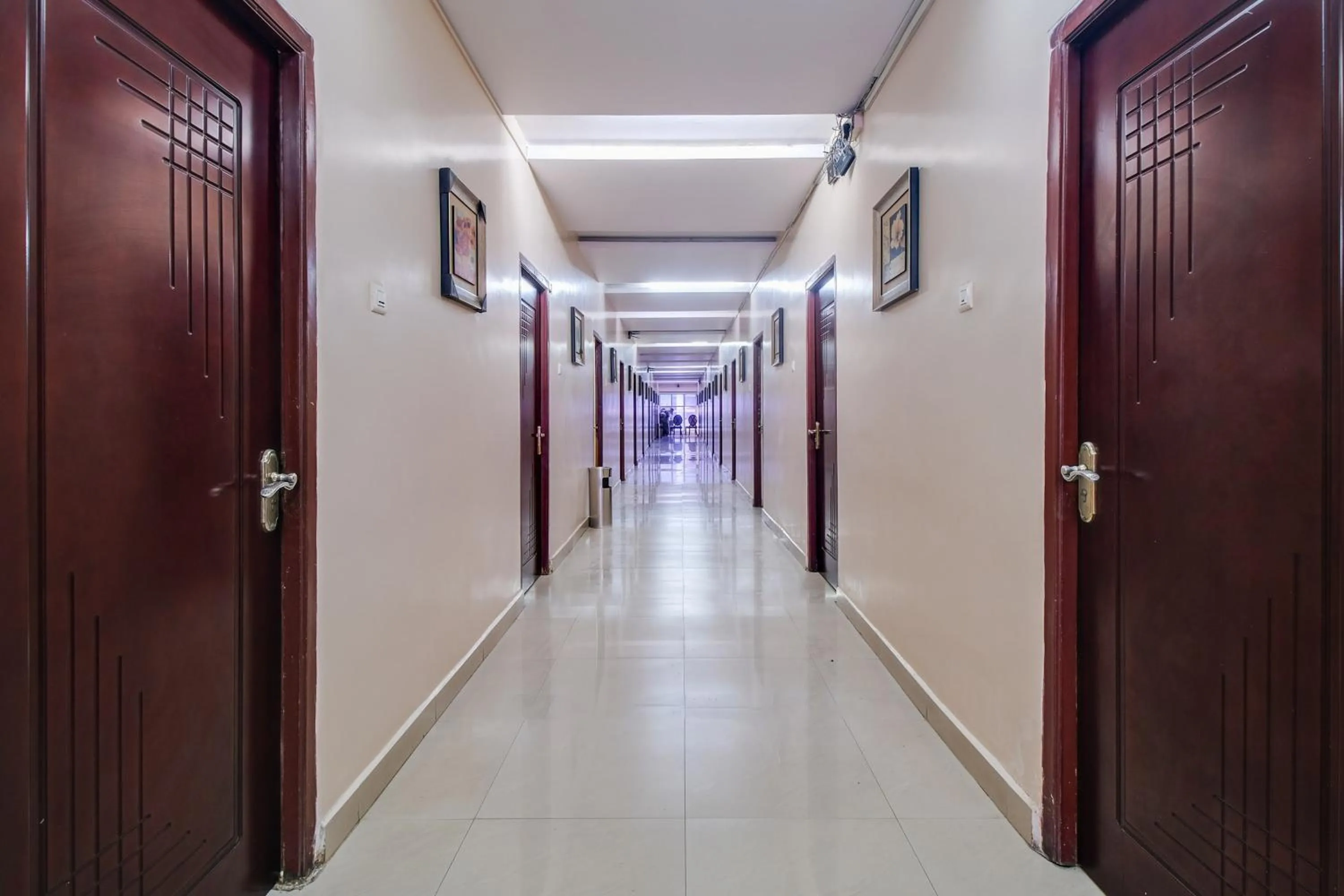 Lobby or reception in Super Townhouse Gajuwaka Near CMR Mall