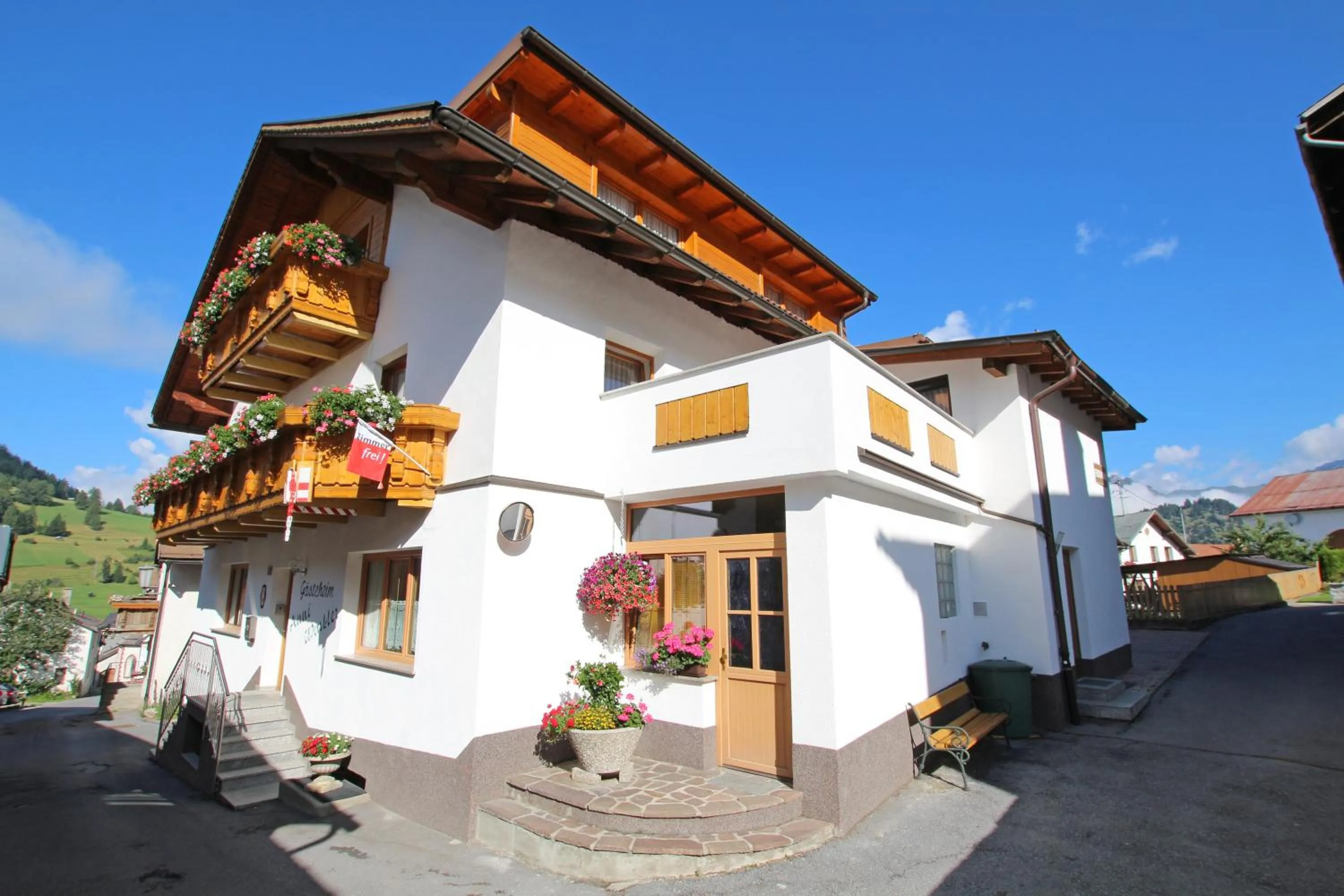 Property building in Gästeheim Anni Winkler