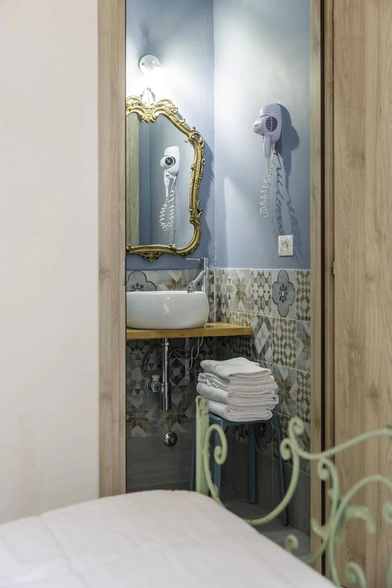 Bathroom, Bed in Civico13