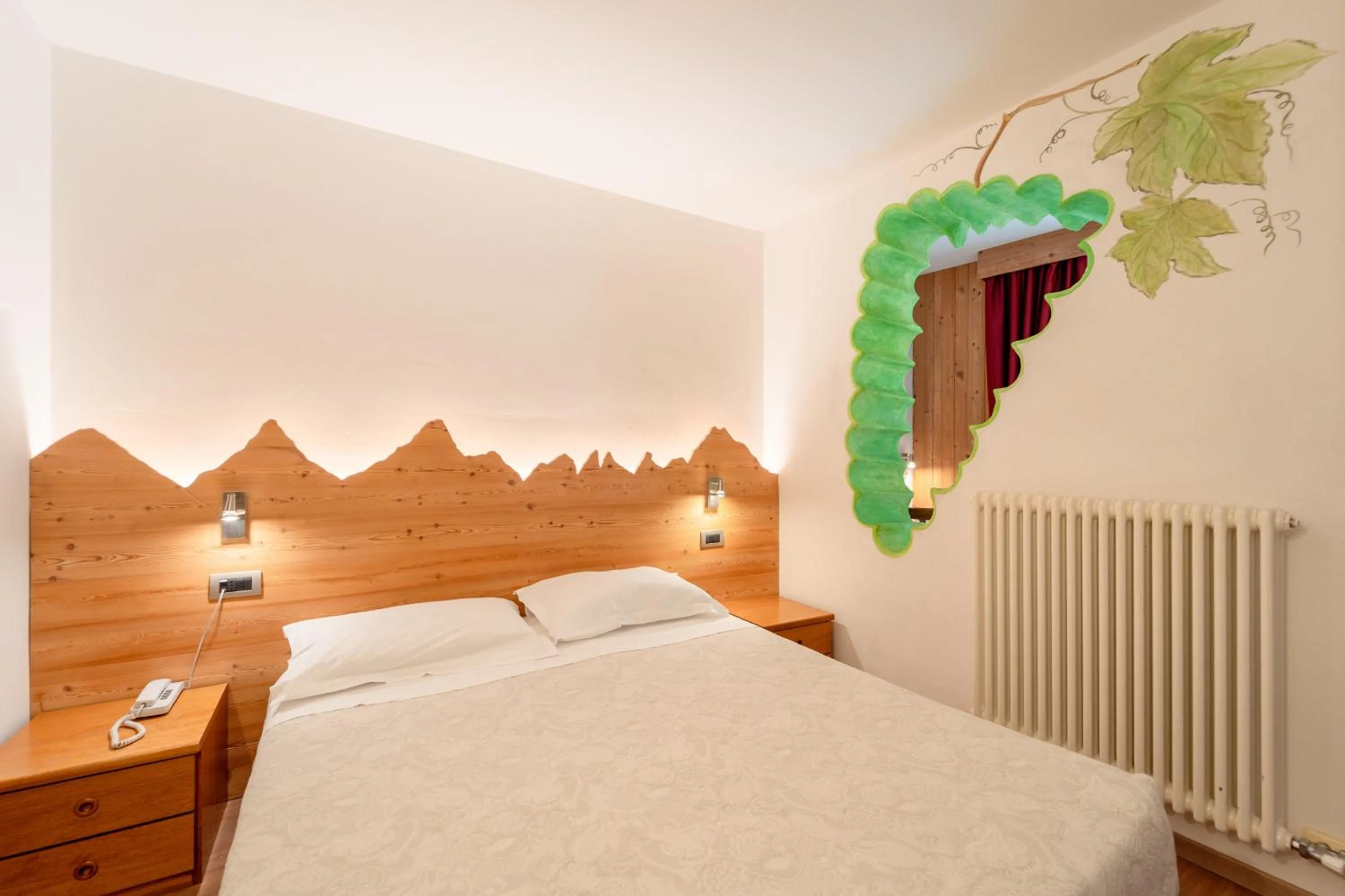 Bed in Hotel Orso Grigio