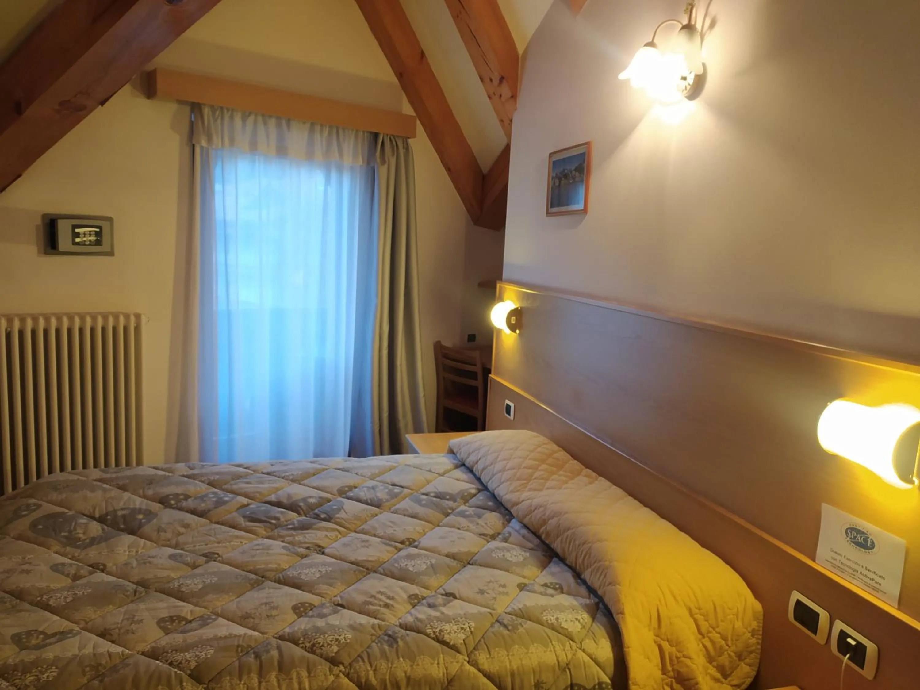 Bedroom, Bed in Hotel Orso Grigio