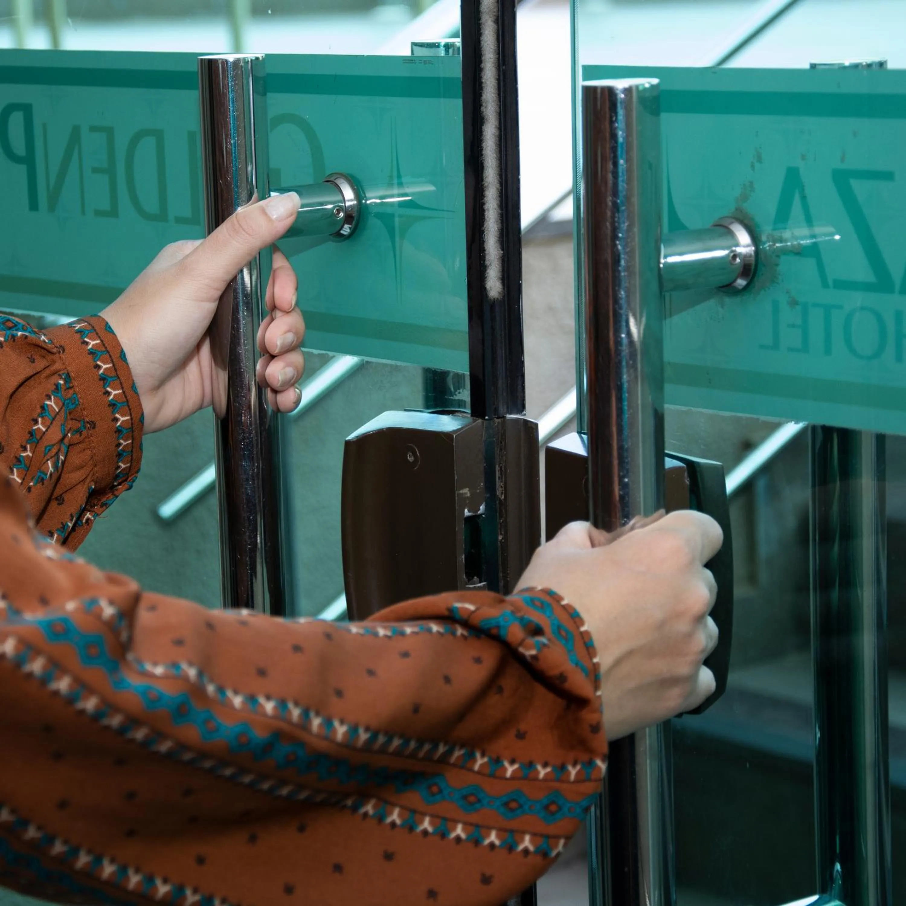 Lobby or reception in Golden Plaza Hotel