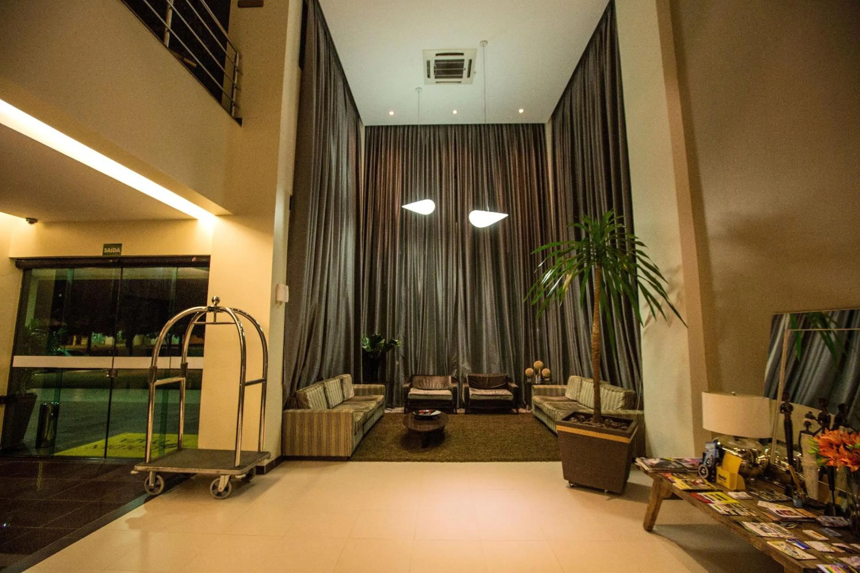 Lobby or reception in Golden Plaza Hotel