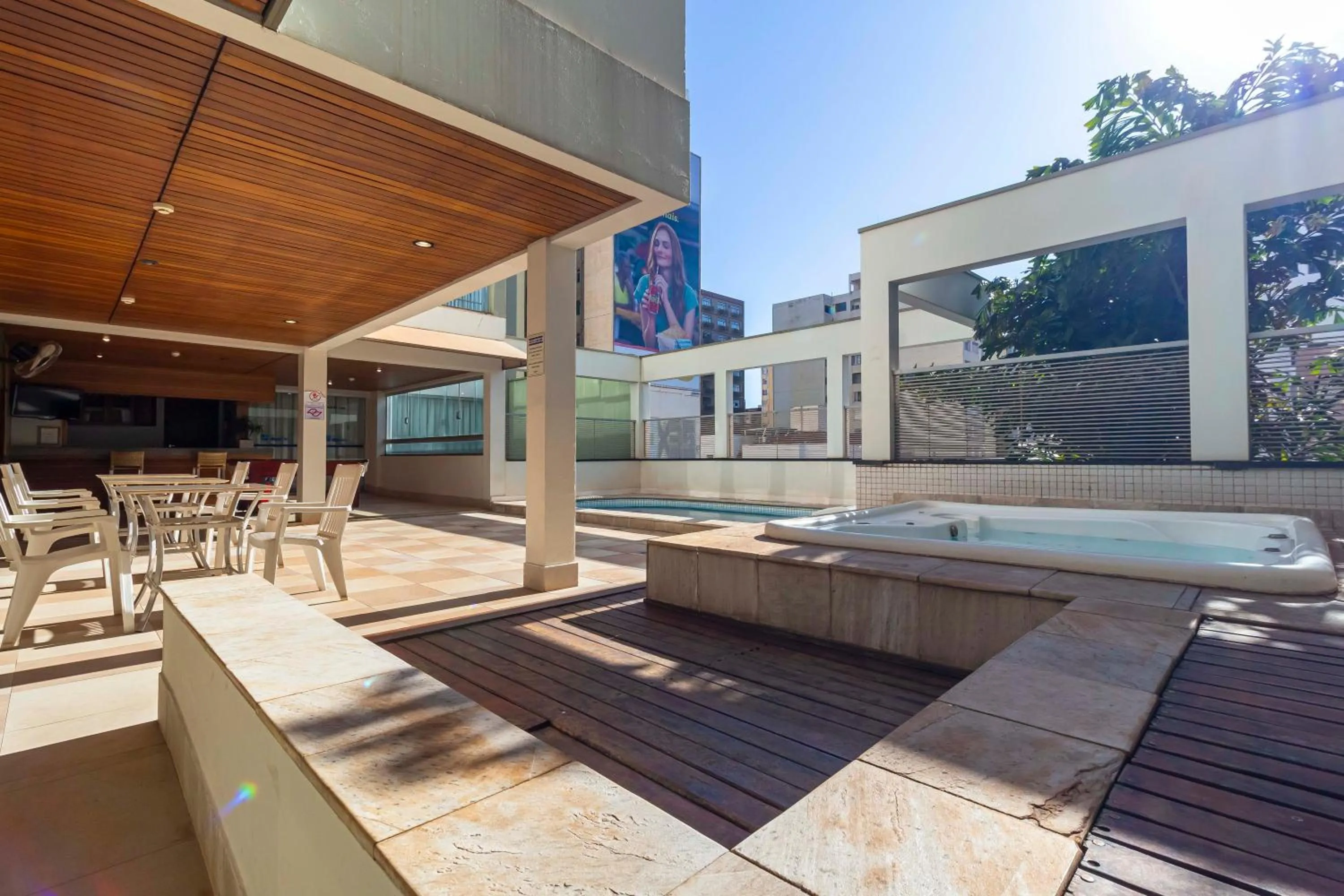 Swimming pool in Hotel Dan Inn São José do Rio Preto by Nacional Inn
