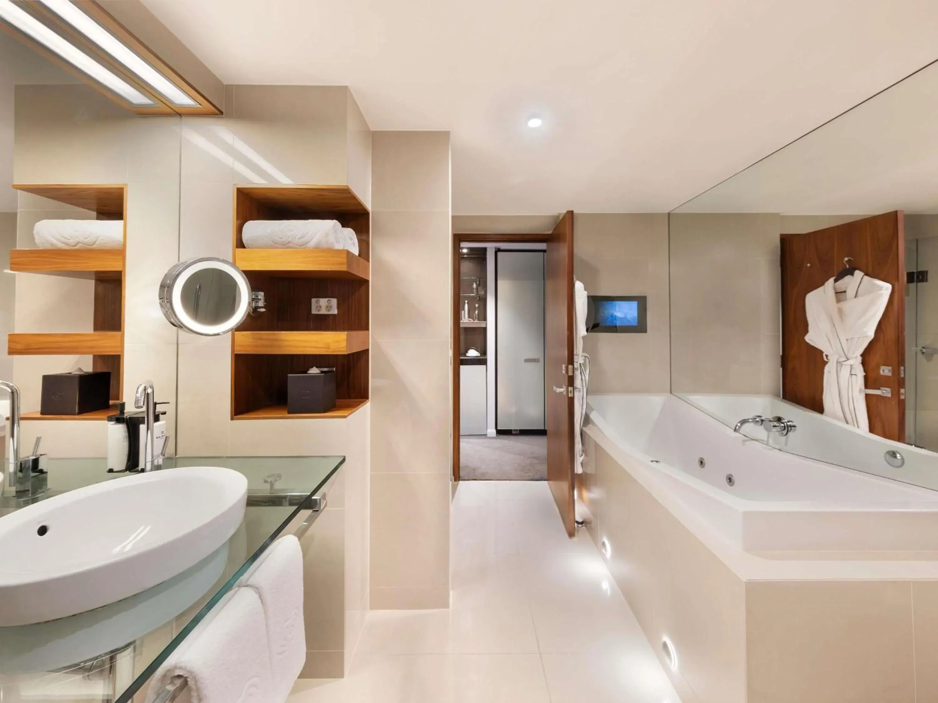 Bedroom in Sofitel Queenstown Hotel & Spa Bedroom in Sofitel Queenstown Hotel & Spa