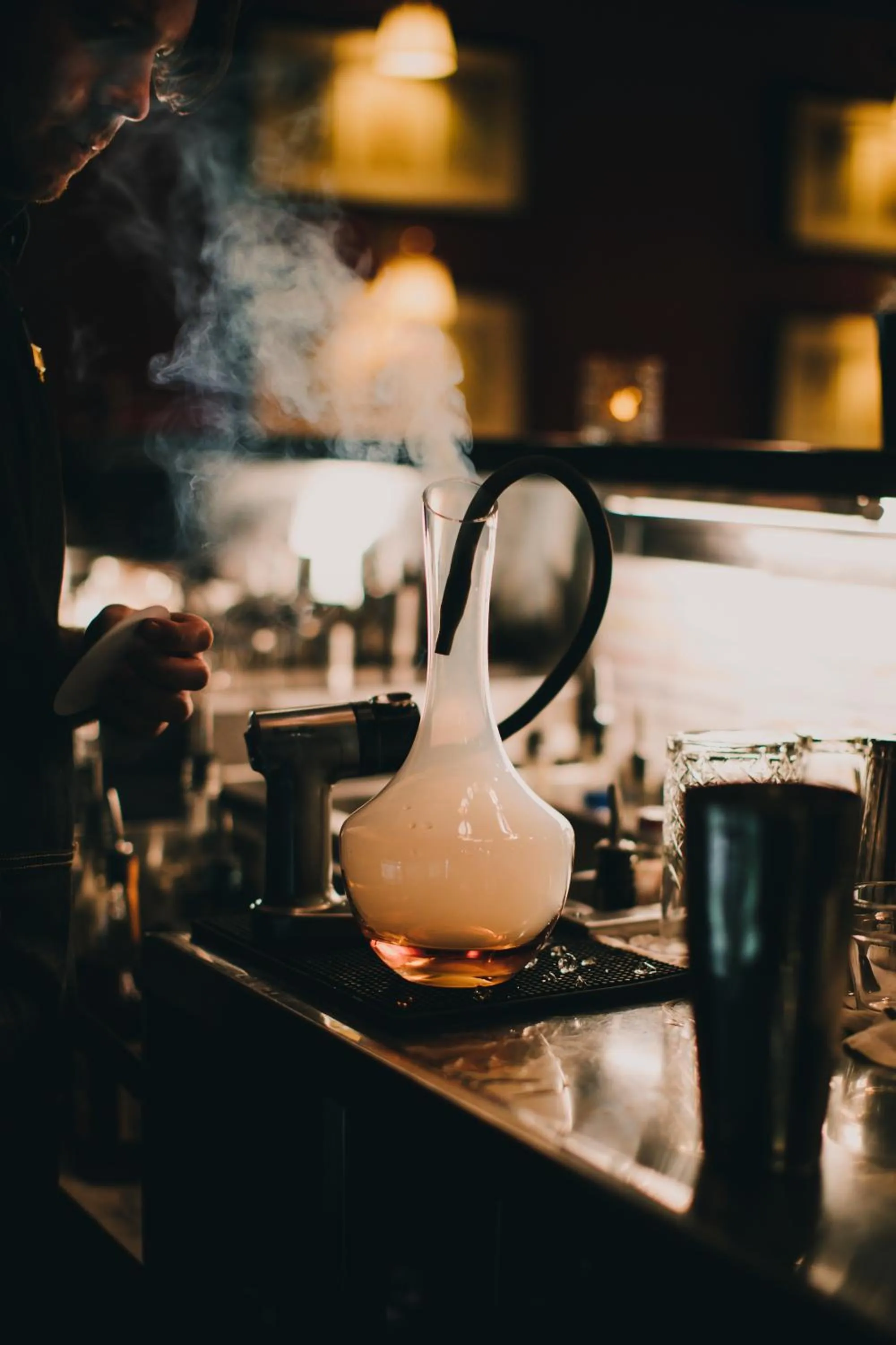 Lounge or bar in Sofitel Queenstown Hotel & Spa