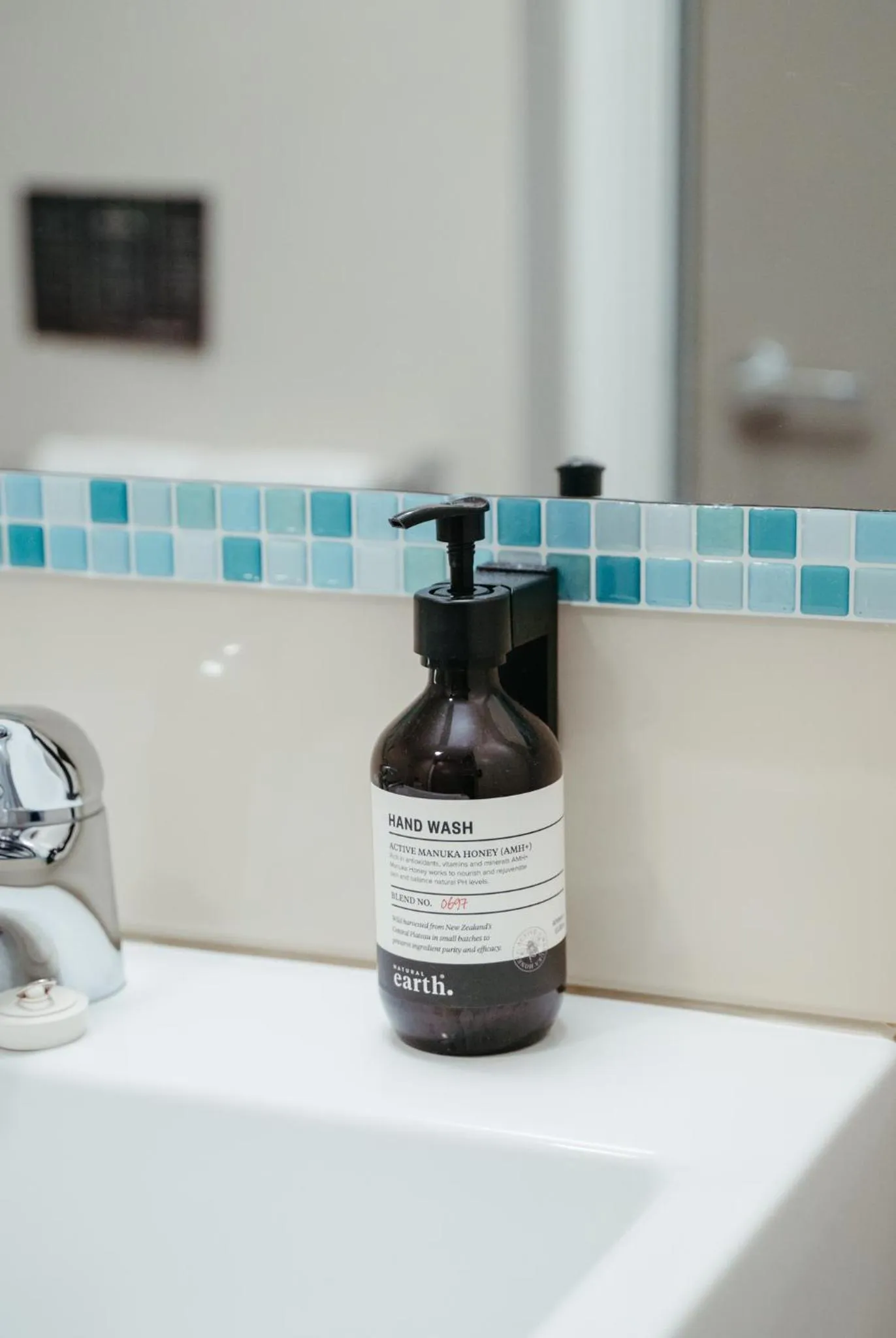 Bathroom in Auckland City Hotel - Hobson St