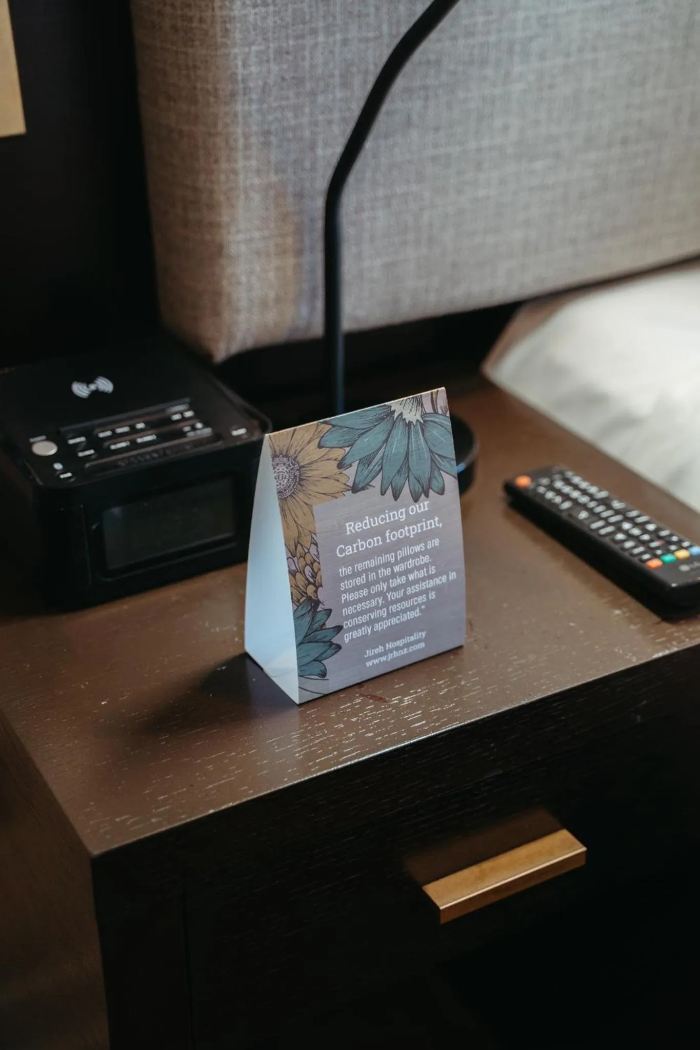 hair dresser in Auckland City Hotel - Hobson St