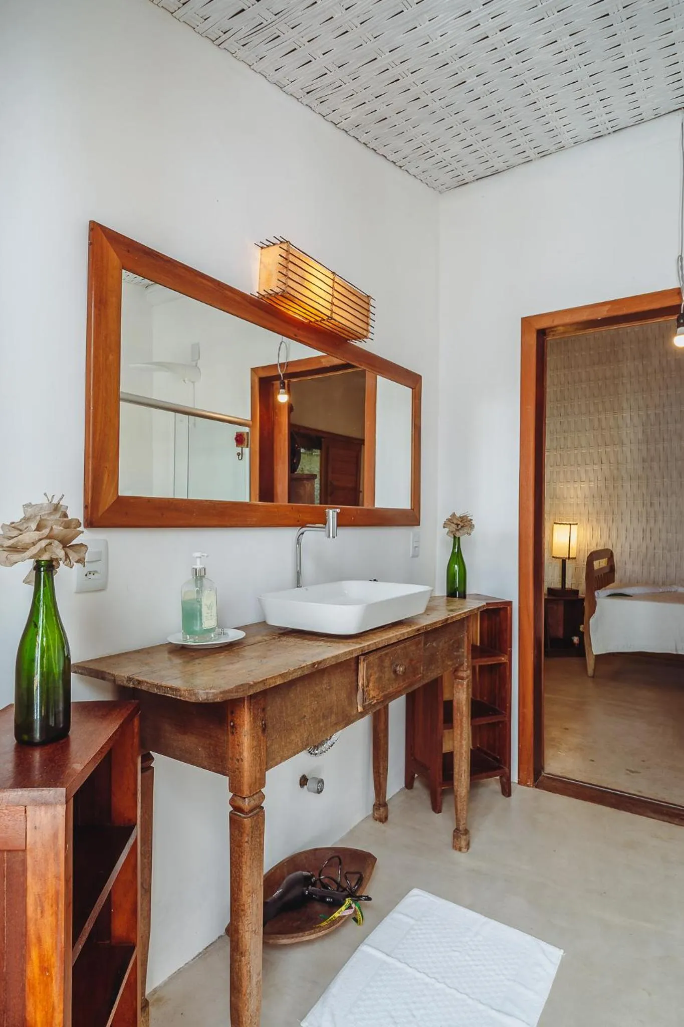 Bathroom, Bed in Pousada Encantada