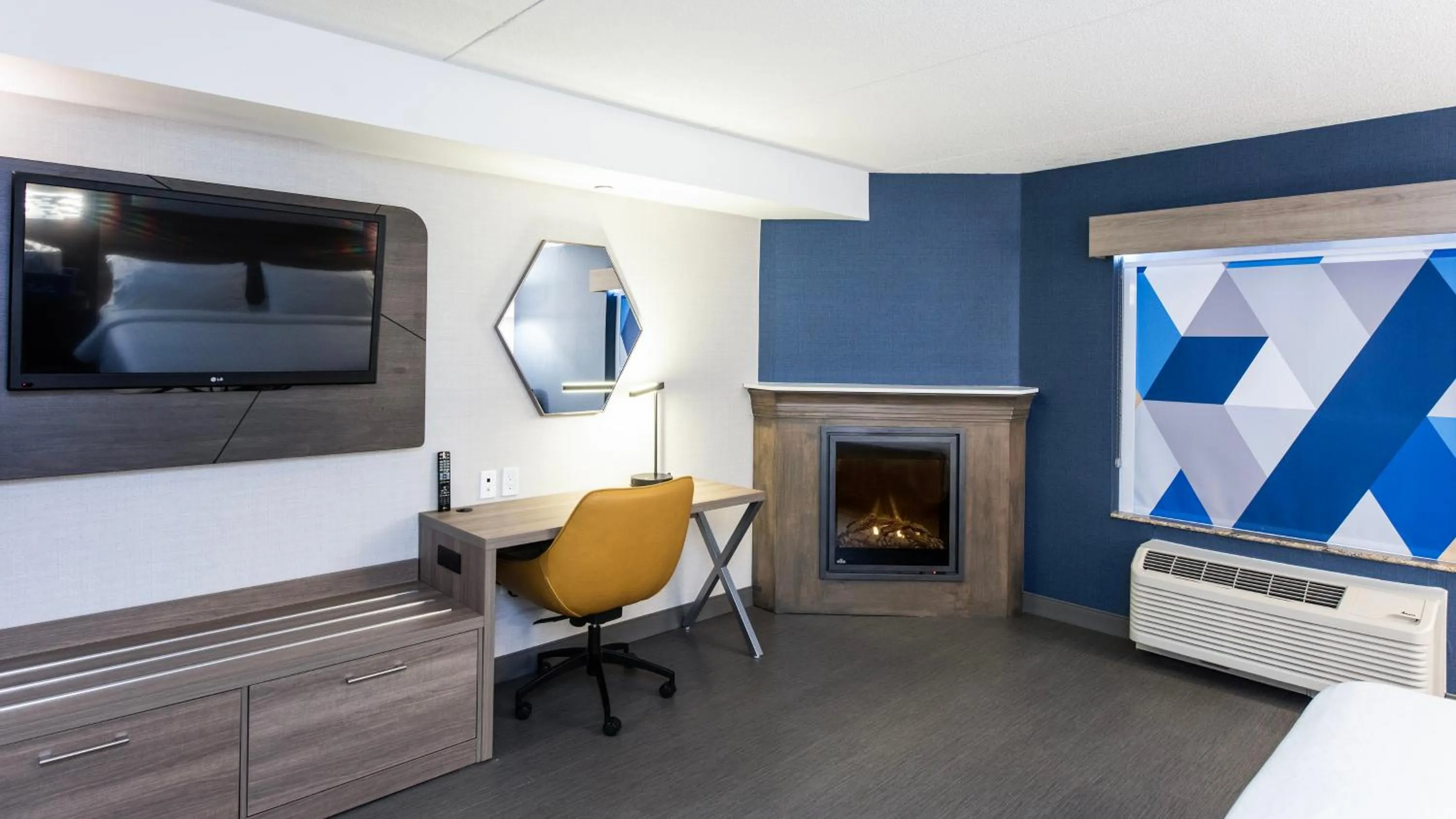 Photo of the whole room in Holiday Inn Express Hotel & Suites Waterloo - St. Jacobs Area, an IHG Hotel