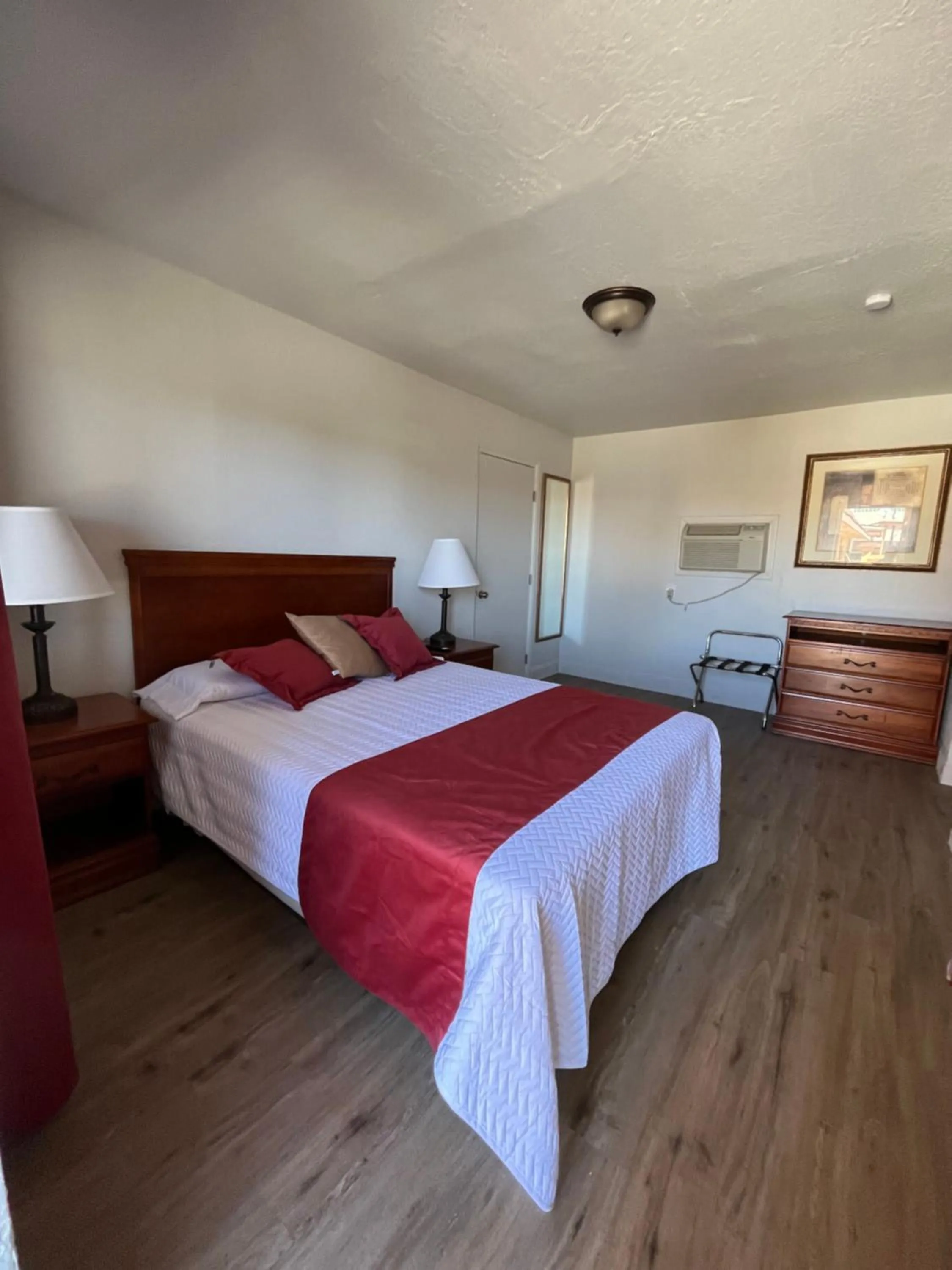 Bedroom, Bed in Arizona 9 Motor Hotel