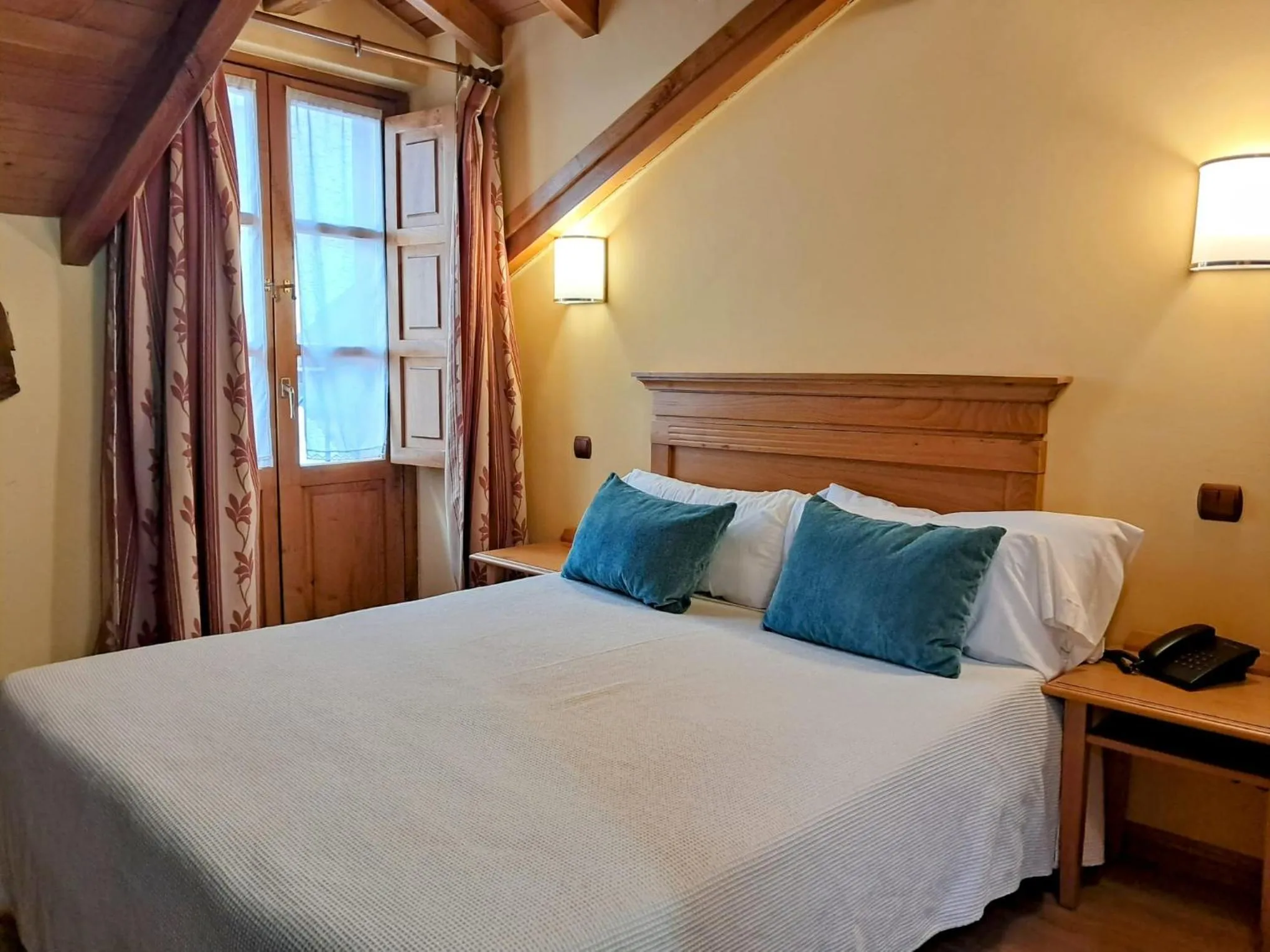 Bed in Hotel San Roque